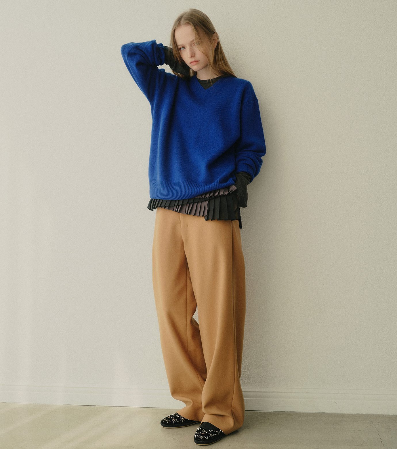 【ルシェル ブルー/LE CIEL BLEU】のVネックニットプルオーバー / V-Neck Knit Pullover インテリア・キッズ・メンズ・レディースファッション・服の通販 founy(ファニー) ファッション Fashion レディースファッション Fashion for Women トップス・カットソー Cut & Sew Tops ニット Knit Tops & Sweaters カジュアルプルオーバー・ニットトップス Pullovers & Knit Tops / Casual Pullovers Vネックトップス V-Neck Tops / V-Cut Neckline Shirts シンプル Simple, Minimal ベーシック Basic, Essential ブルー|ID: prp329100004778316 ipo3291000000034905795
