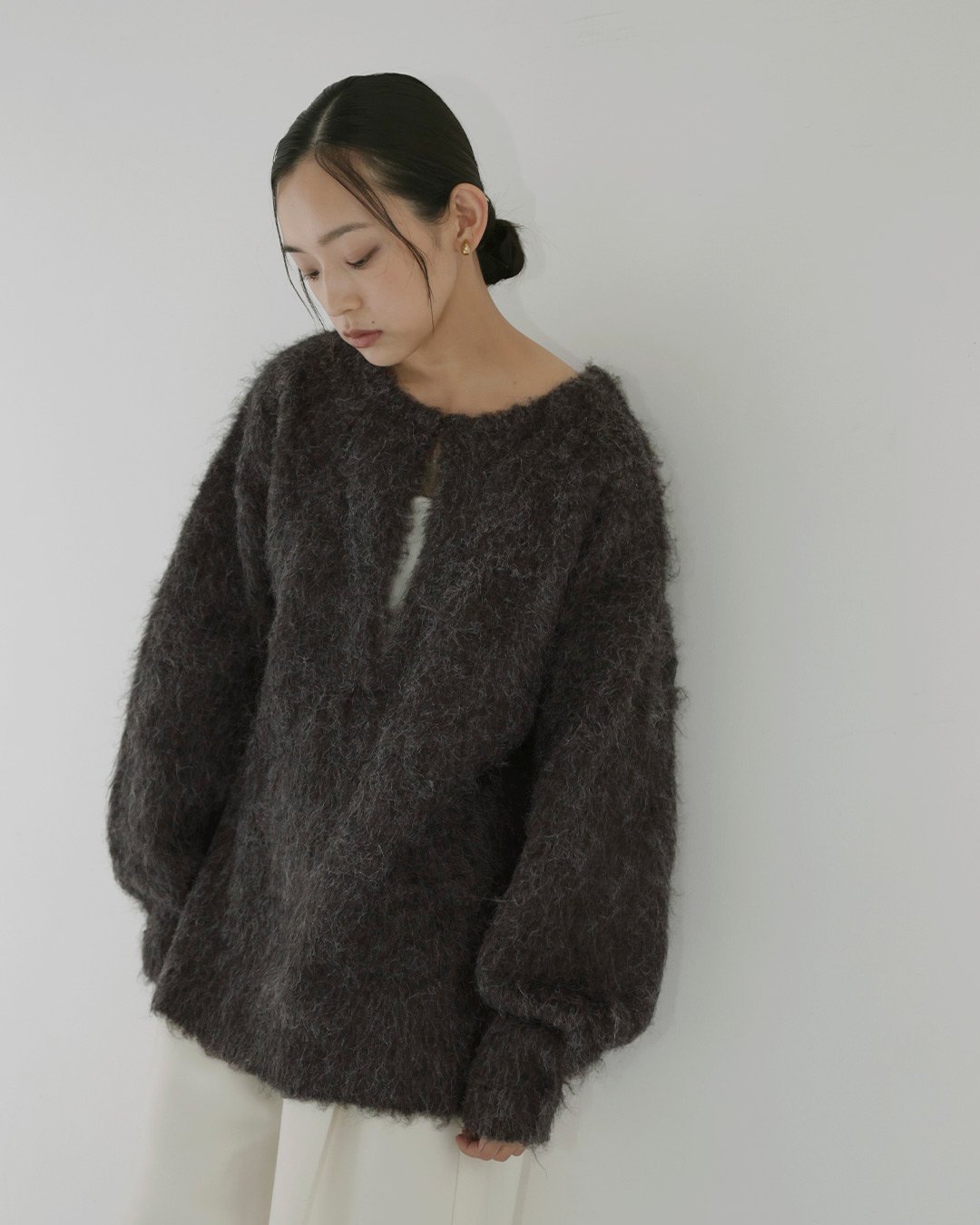 【ヘラム/hellam】のミックスシャギー キーネックニット インテリア・キッズ・メンズ・レディースファッション・服の通販 founy(ファニー) 　ファッション　Fashion　レディースファッション　Fashion for Women　トップス・カットソー　Cut & Sew Tops　ニット　Knit Tops & Sweaters　人気　Popular, Best Seller　チャコール|ID: prp329100004778354 ipo3291000000034733068