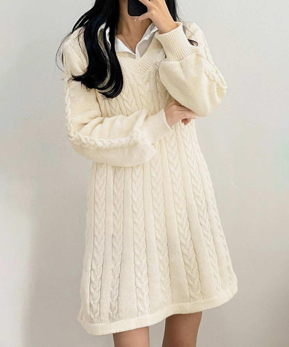【ミニミニストア/miniministore】のニットワンピース ケーブル編みミニワンピ 人気、トレンドファッション・服の通販 founy(ファニー) 　ファッション　Fashion　レディースファッション　Fashion for Women　ワンピース　Dresses　ニットワンピース　Knit Dresses　アクリル　Acrylic Material　ショート　Short, Short Length　スリーブ　Sleeve, Long Sleeve / Short Sleeve　デコルテ　Décolleté, Neckline　フェミニン　Feminine, Girly　冬　Winter / This Winter　秋　Autumn　ビジネス 仕事 通勤　Business / Work / Commuting　長袖　Long Sleeve, Full Sleeve　 other-1|ID: prp329100004778444 ipo3291000000034652209