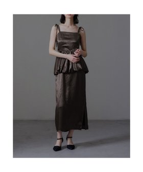 【ビーフラット/bflat】のワッシャーサテンペプラムキャミドレス パーティードレス オケージョンドレス 結婚式 人気、トレンドファッション・服の通販 founy(ファニー) ファッション Fashion レディースファッション Fashion for Women トップス・カットソー Cut & Sew Tops キャミソール&ノースリーブ Camisoles & Sleeveless Tops ワンピース Dresses フォーマル・パーティードレス・結婚式用ドレス Elegant & Casual Dresses おすすめ Recommended / Our Picks オケージョン Occasion Wear ドレス Dress, One-Piece リボン Ribbon, Bow エレガント 上品 Elegant 二次会 After Party 披露宴 Wedding Reception 結婚式 Wedding |ID:prp329100004778998