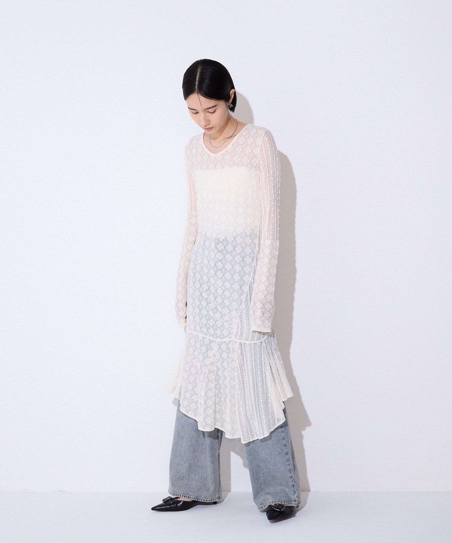 【ジーナシス/JEANASiS】のイレヘムレースミディワンピース 人気、トレンドファッション・服の通販 founy(ファニー) 　ファッション　Fashion　レディースファッション　Fashion for Women　ワンピース　Dresses　おすすめ　Recommended / Our Picks　シアー　Sheer, See-Through　スウェット / スエット　Sweatshirt, Sweatwear　デニム　Denim, Jeans Material　トレンド　Trend, Trending Now　パッチワーク　Patchwork, Mixed Fabric　フィット　Fit, Slim Fit　ブルゾン　Blouson, Bomber Jacket　ベーシック　Basic, Essential　レース　Lace, Lace Fabric　今季　This Season, Current Season　 other-1|ID: prp329100004779004 ipo3291000000034659484