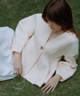 【アダム エ ロペ/ADAM ET ROPE'】のエッグブローチ付きペプラムカーディガン 人気、トレンドファッション・服の通販 founy(ファニー) ファッション Fashion レディースファッション Fashion for Women トップス・カットソー Cut & Sew Tops カーディガン・羽織り Layered Style Cardigans インナー Innerwear カットソー Cut and Sewn Top カーディガン Cardigan, Knitwear ストレッチ Stretch, Stretchy Fabric スラックス Slacks, Dress Pants スリーブ Sleeve, Long Sleeve / Short Sleeve タートルネック Turtleneck, High Neck デニム Denim, Jeans Material フォルム Silhouette, Form ブローチ Brooch, Pin Brooch ベーシック Basic, Essential ペプラム Peplum, Flared Hem ポケット Pocket, Pocket Detail ワイド Wide, Wide Fit おすすめ Recommended / Our Picks |ID:prp329100004779037