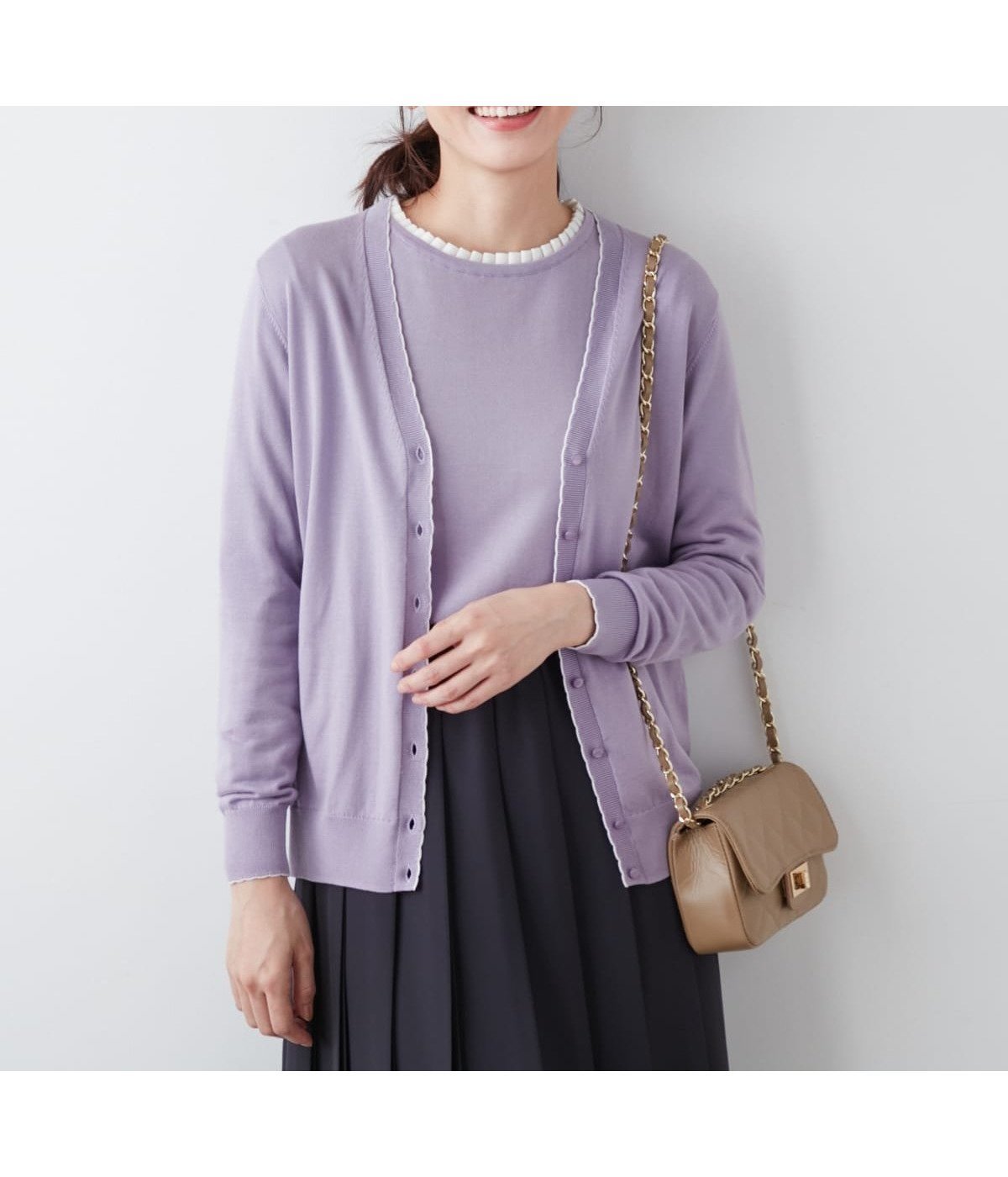 【ニューヨーカー/NEWYORKER】の【手洗い可能】セルロースウール天竺16G 配色スカラップVネックカーディガン インテリア・キッズ・メンズ・レディースファッション・服の通販 founy(ファニー) 　ファッション　Fashion　レディースファッション　Fashion for Women　トップス・カットソー　Cut & Sew Tops　カーディガン・羽織り　Layered Style Cardigans　Vネックトップス　V-Neck Tops / V-Cut Neckline Shirts　アンサンブル　Ensemble Set　カーディガン　Cardigan, Knitwear　シンプル　Simple, Minimal　スカラップ　Scallop, Scalloped Edge　長袖　Long Sleeve, Full Sleeve　ベーシック　Basic, Essential　モチーフ　Motif, Design Theme　ラベンダー　Lavender　A/W・秋冬　Autumn/Winter　おすすめ　Recommended / Our Picks　エレガント 上品　Elegant　ラベンダー|ID: prp329100004779045 ipo3291000000034660029