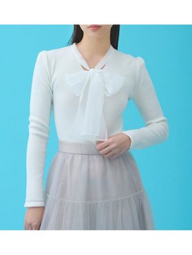 【セルフォード/CELFORD】の【ウォッシャブル】シルクブレンドボウタイニットプルオーバー 人気、トレンドファッション・服の通販 founy(ファニー) ファッション Fashion レディースファッション Fashion for Women トップス・カットソー Cut & Sew Tops ニット Knit Tops & Sweaters カジュアルプルオーバー・ニットトップス Pullovers & Knit Tops / Casual Pullovers おすすめ Recommended / Our Picks アイレット Eyelet Lace ウォッシャブル Machine Washable オーガンジー Organza Fabric ギャザー Gathered, Ruffled シルク Silk, 100% Silk スマート Smart, Elegant チャーム Charm, Pendant フィット Fit, Slim Fit メタル Metal, Metal Parts 人気 Popular, Best Seller 今季 This Season, Current Season |ID:prp329100004779052