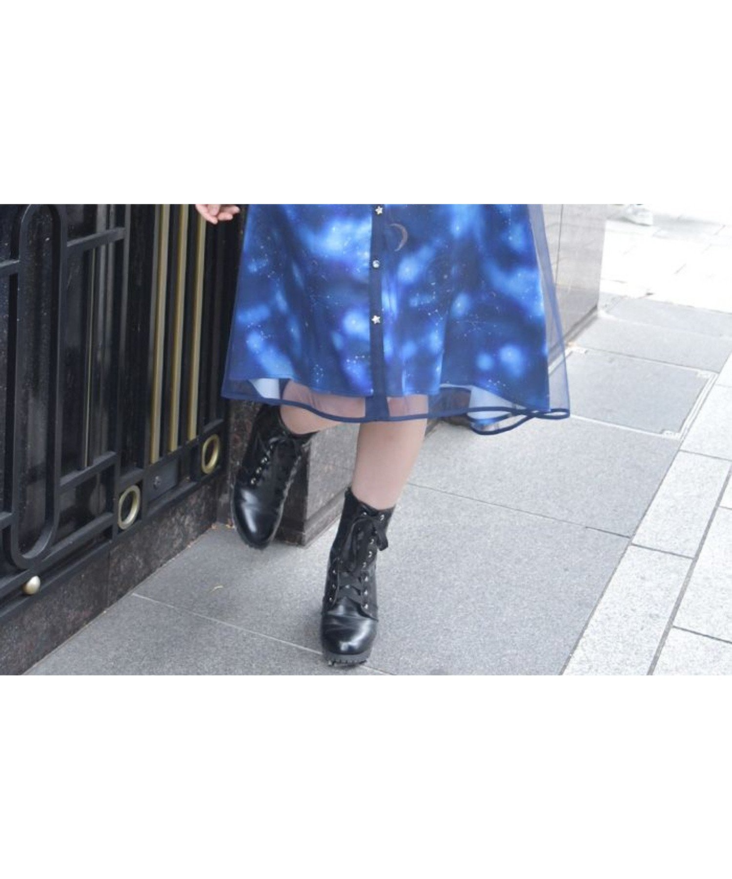 【アクシーズファム/axes femme】のアステリズムミニワンピ インテリア・キッズ・メンズ・レディースファッション・服の通販 founy(ファニー) 　ファッション　Fashion　レディースファッション　Fashion for Women　ワンピース　Dresses　アンティーク　Antique-Inspired　ショート　Short, Short Length　シンプル　Simple, Minimal　チャーム　Charm, Pendant　チュール　Tulip, Tulip Motif　プリント　Print, Printed Pattern　ボトム　Bottoms, Lower Wear　モチーフ　Motif, Design Theme　リボン　Ribbon, Bow　ロマンティック　Romantic, Feminine Style　冬　Winter / This Winter　おすすめ　Recommended / Our Picks　エレガント 上品　Elegant　紺|ID: prp329100004779554 ipo3291000000034871828