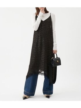 【ミラオーウェン/Mila Owen】のレースデザイン箔ドットキャミワンピース 人気、トレンドファッション・服の通販 founy(ファニー) ファッション Fashion レディースファッション Fashion for Women ワンピース Dresses キャミソールワンピース Camisole Dresses エレガント 上品 Elegant キャミワンピース Cami Dress, Slip Dress スタイリッシュ Stylish, Fashionable スマート Smart, Elegant ドット Polka Dot, Dot Pattern プリント Print, Printed Pattern ヘムライン Hemline, Bottom Cut リュクス Luxury, Elegant, High-End, Chic レース Lace, Lace Fabric 冬 Winter / This Winter |ID:prp329100004779577