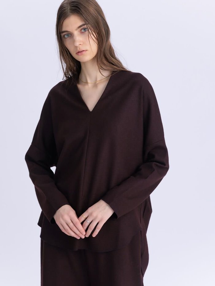 【ラシュッド/LASUD】のウールスムースVネックプルオーバー インテリア・キッズ・メンズ・レディースファッション・服の通販 founy(ファニー) https://founy.com/ ファッション Fashion レディースファッション Fashion for Women トップス・カットソー Cut & Sew Tops カジュアルプルオーバー・ニットトップス Pullovers & Knit Tops / Casual Pullovers Vネックトップス V-Neck Tops / V-Cut Neckline Shirts カットソー Cut and Sewn Top コラボ Collaboration, Collab ストレッチ Stretch, Stretchy Fabric ダブル Double, Double-Breasted 人気 Popular, Best Seller バランス Balance, Style Balance パターン Pattern, Design Print リラックス Relax, Relaxed Fit エレガント 上品 Elegant |ID: prp329100004779600 ipo3291000000034667496