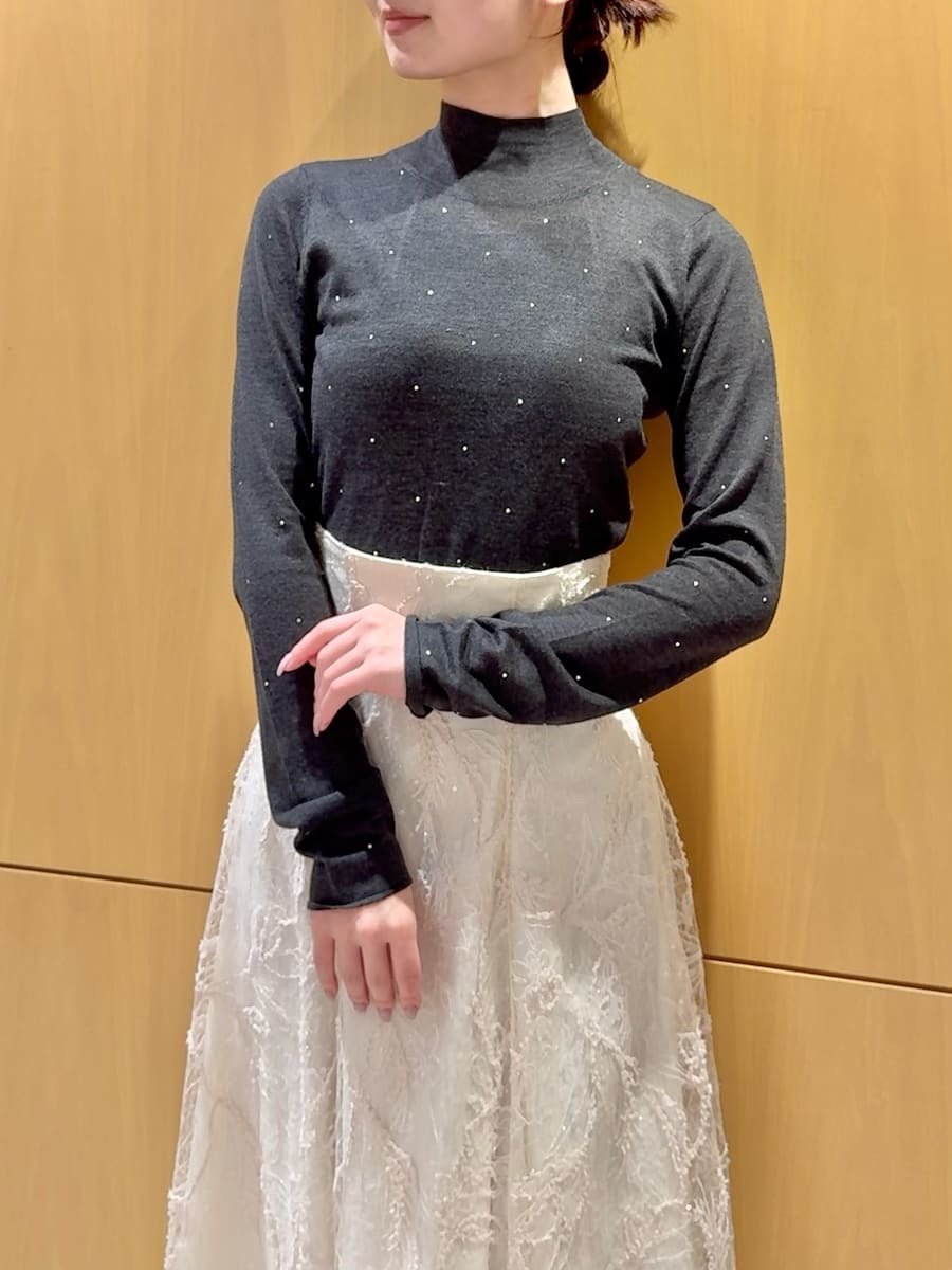 【スナイデル/SNIDEL】のバックオープンニットプルオーバー インテリア・キッズ・メンズ・レディースファッション・服の通販 founy(ファニー) 　ファッション　Fashion　レディースファッション　Fashion for Women　トップス・カットソー　Cut & Sew Tops　ニット　Knit Tops & Sweaters　カジュアルプルオーバー・ニットトップス　Pullovers & Knit Tops / Casual Pullovers　ウェーブ　Wavy Pattern　キャミソール　Camisole, Spaghetti Strap Top　今季　This Season, Current Season　サテン　Satin, Glossy Fabric　シアー　Sheer, See-Through　シンプル　Simple, Minimal　ストーン　Stone, Gem-Like　スマート　Smart, Elegant　ハイネック　High Neck, Mock Neck　フィット　Fit, Slim Fit　フロント　Front, Front Design　リボン　Ribbon, Bow　おすすめ　Recommended / Our Picks　GRY[006]|ID: prp329100004779896 ipo3291000000034720481