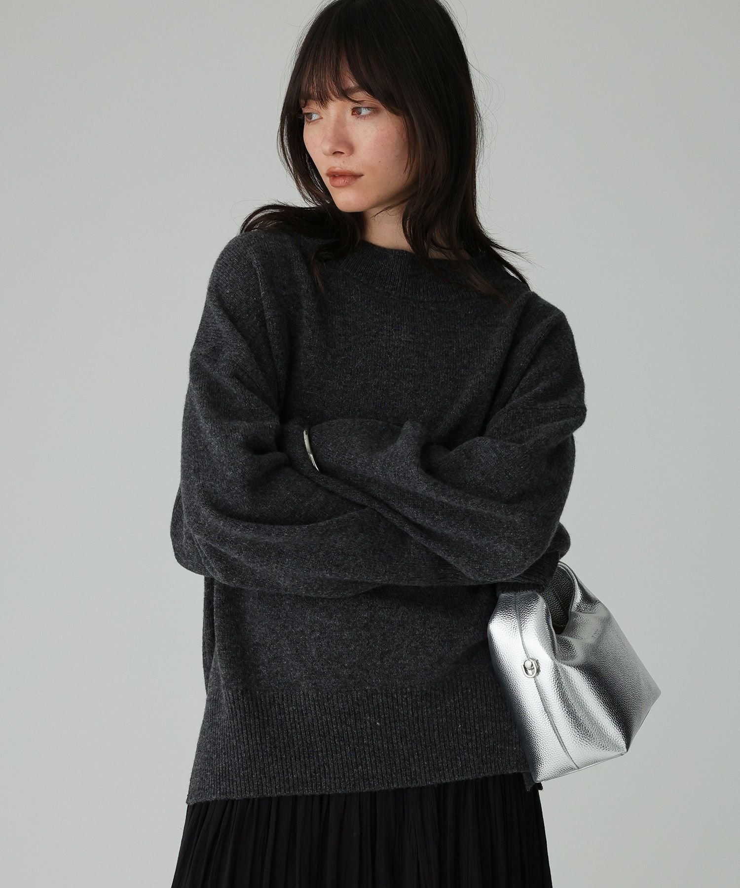 【バビロン/BABYLONE / KIDS】のウールカシミアボトルネックプルオーバー インテリア・キッズ・メンズ・レディースファッション・服の通販 founy(ファニー) 　ファッション　Fashion　キッズファッション　Fashion for Kids　トップス・カットソー　Cut & Sew Tops　ショルダー　Shoulder, Shoulder Strap　ドロップ　Drop Shoulder, Dropped Style　フェミニン　Feminine, Girly　ボトルネック　Bottle Neck, Mock Neck　リラックス　Relax, Relaxed Fit　再入荷　Restock / Back in Stock　エレガント 上品　Elegant　チャコール18|ID: prp329100004780320 ipo3291000000034720157