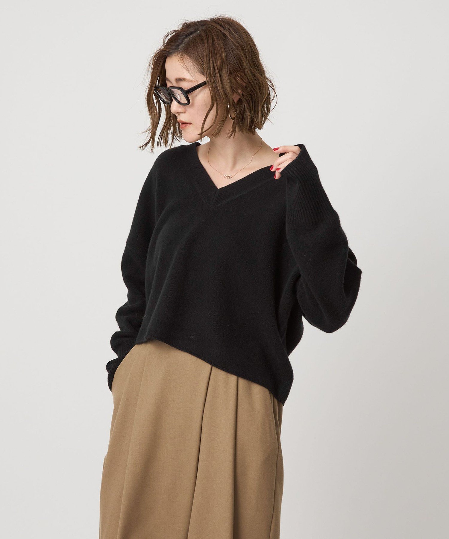 【ユナイテッドアローズ/UNITED ARROWS】のconte ウール Vネックニット インテリア・キッズ・メンズ・レディースファッション・服の通販 founy(ファニー) ファッション Fashion レディースファッション Fashion for Women トップス・カットソー Cut & Sew Tops ニット Knit Tops & Sweaters Vネックトップス V-Neck Tops / V-Cut Neckline Shirts なめらか Smooth, Silky Texture カーディガン Cardigan, Knitwear デコルテ Décolleté, Neckline バランス Balance, Style Balance プレート Plate, Dish ワイドリブ Wide Rib, Wide Ribbed Knit BLACK|ID: prp329100004780361 ipo3291000000034852585