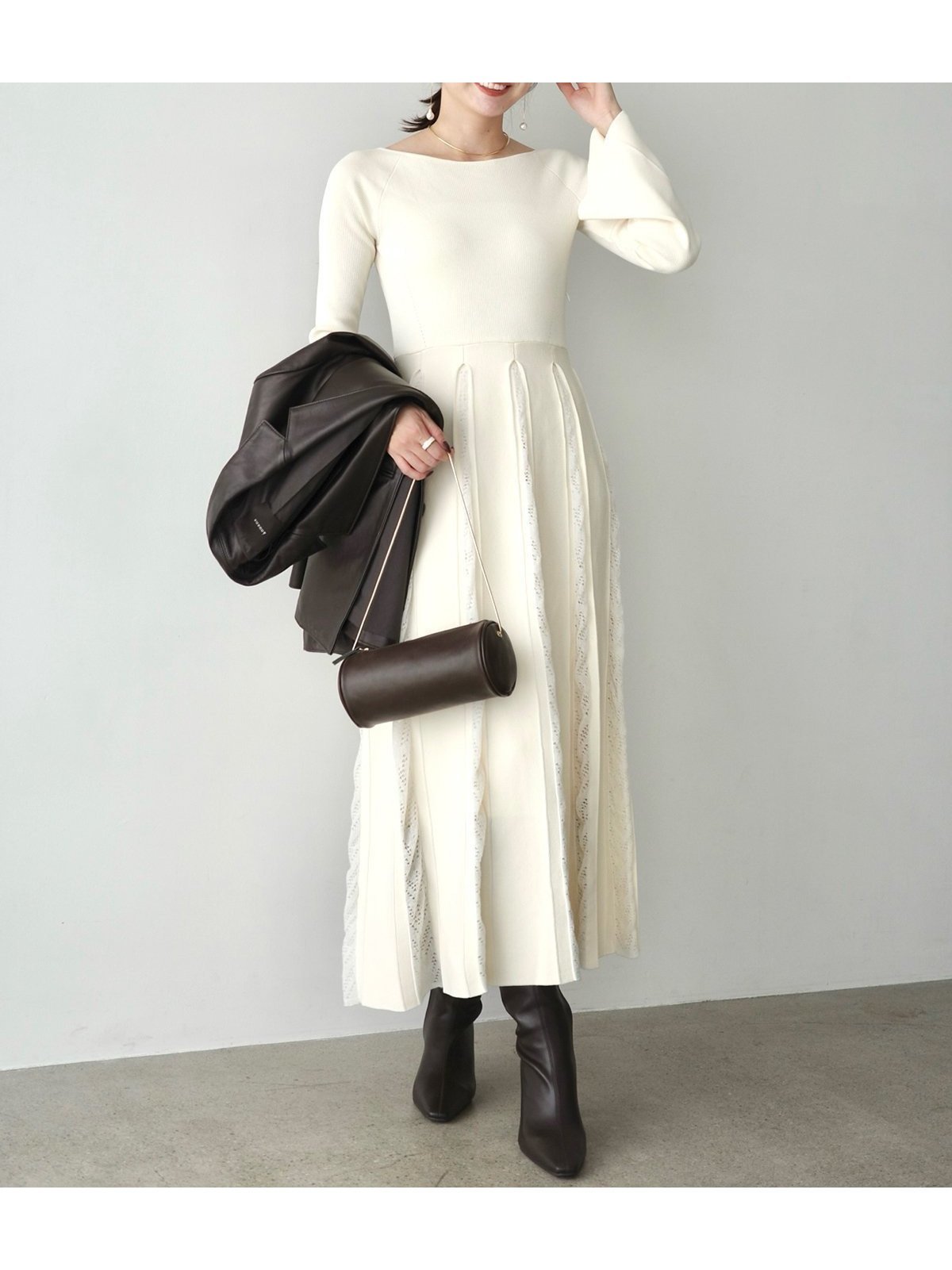 【アニュアンス/anuans】のモヘアプリーツニットワンピース インテリア・キッズ・メンズ・レディースファッション・服の通販 founy(ファニー) ファッション Fashion レディースファッション Fashion for Women ワンピース Dresses ニットワンピース Knit Dresses オケージョン Occasion Wear シンプル Simple, Minimal スリーブ Sleeve, Long Sleeve / Short Sleeve デコルテ Décolleté, Neckline フレア Flare, Flared プリーツ Pleats, Pleated ホリデーシーズン Holiday Season レース Lace, Lace Fabric エレガント 上品 Elegant 冬 Winter / This Winter 透かし Cut-Out, Lacework IVORY|ID: prp329100004780376 ipo3291000000034679818