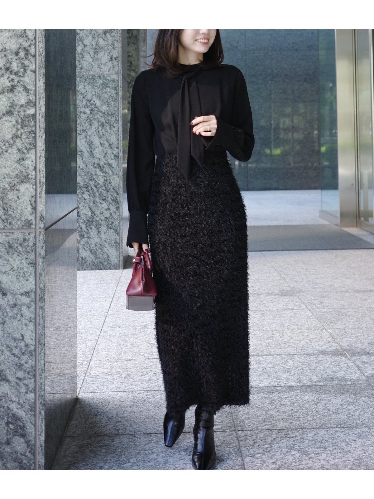 【アニュアンス/anuans】のフェザージャガードコンビワンピース インテリア・キッズ・メンズ・レディースファッション・服の通販 founy(ファニー) ファッション Fashion レディースファッション Fashion for Women ワンピース Dresses サテン Satin, Glossy Fabric ジョーゼット Georgette, Semi-Sheer Fabric タイトスカート Pencil Skirt, Tight Skirt ドッキング Docking, Mixed Material ドレープ Drape, Draping Fabric フィット Fit, Slim Fit フェミニン Feminine, Girly ブラウジング Blouson Silhouette, Cinched Waist リボン Ribbon, Bow BLACK|ID: prp329100004780378 ipo3291000000034679824