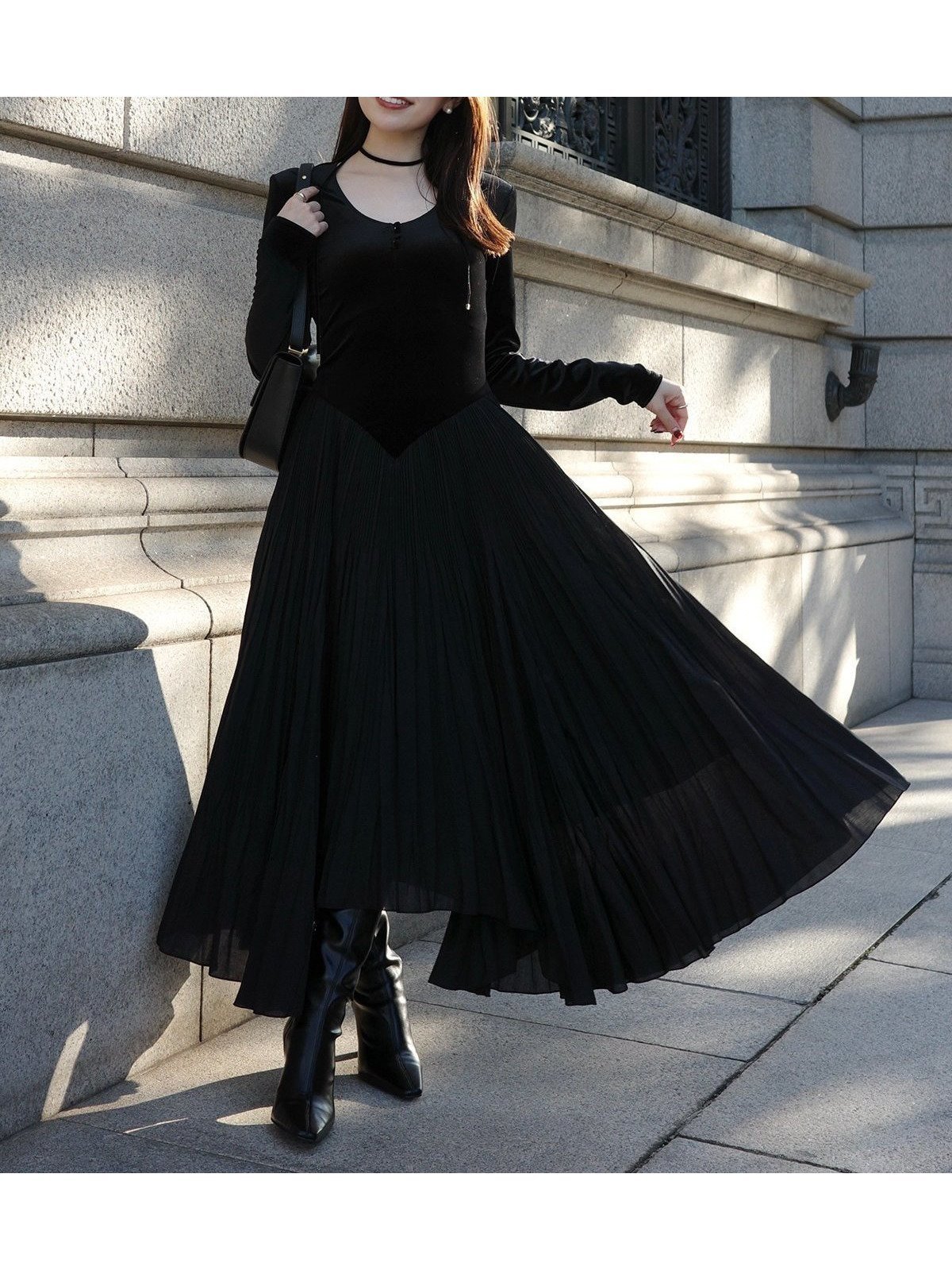 【アニュアンス/anuans】のベロアシフォンドッキングワンピース インテリア・キッズ・メンズ・レディースファッション・服の通販 founy(ファニー) ファッション Fashion レディースファッション Fashion for Women ワンピース Dresses シフォン Chiffon, Lightweight Fabric スーツ Suit, Formalwear ドッキング Docking, Mixed Material プリーツ Pleats, Pleated ベロア Velour, Soft Velvet BLACK|ID: prp329100004780379 ipo3291000000034679841