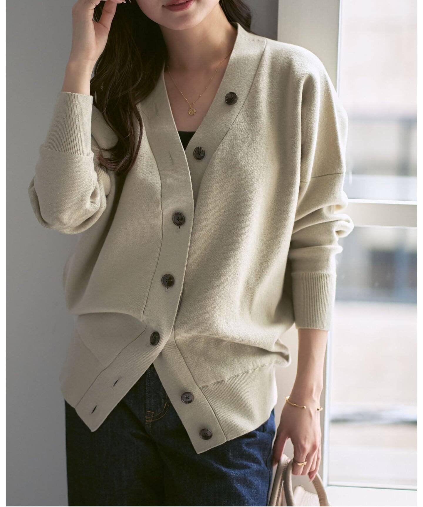 【ノーブル / スピック&スパン/NOBLE / Spick & Span】の《追加》Vネックドルマンカーディガン インテリア・キッズ・メンズ・レディースファッション・服の通販 founy(ファニー) 　ファッション　Fashion　レディースファッション　Fashion for Women　トップス・カットソー　Cut & Sew Tops　カーディガン・羽織り　Layered Style Cardigans　Vネックトップス　V-Neck Tops / V-Cut Neckline Shirts　カーディガン　Cardigan, Knitwear　テレコ　Ribbed, Rib Stitch　フェミニン　Feminine, Girly　フロント　Front, Front Design　羽織　Haori, Light Jacket　再入荷　Restock / Back in Stock　おすすめ　Recommended / Our Picks　ベージュ|ID: prp329100004780425 ipo3291000000034937181