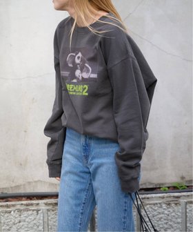 【アウトドアプロダクツ ユージュアルシングス/OUTDOOR PRODUCTS Usual Things】のGREMLINSexSCREENSTARSスウェット 人気、トレンドファッション・服の通販 founy(ファニー) ファッション Fashion レディースファッション Fashion for Women トップス・カットソー Cut & Sew Tops レディースパーカー・カジュアルフーディー Casual Hoodies & Sweatshirts スウェット・クルーネックトップス Sweatshirts & Crewnecks / Relaxed Fit Sweat Tops スウェット / スエット Sweatshirt, Sweatwear |ID:prp329100004781073