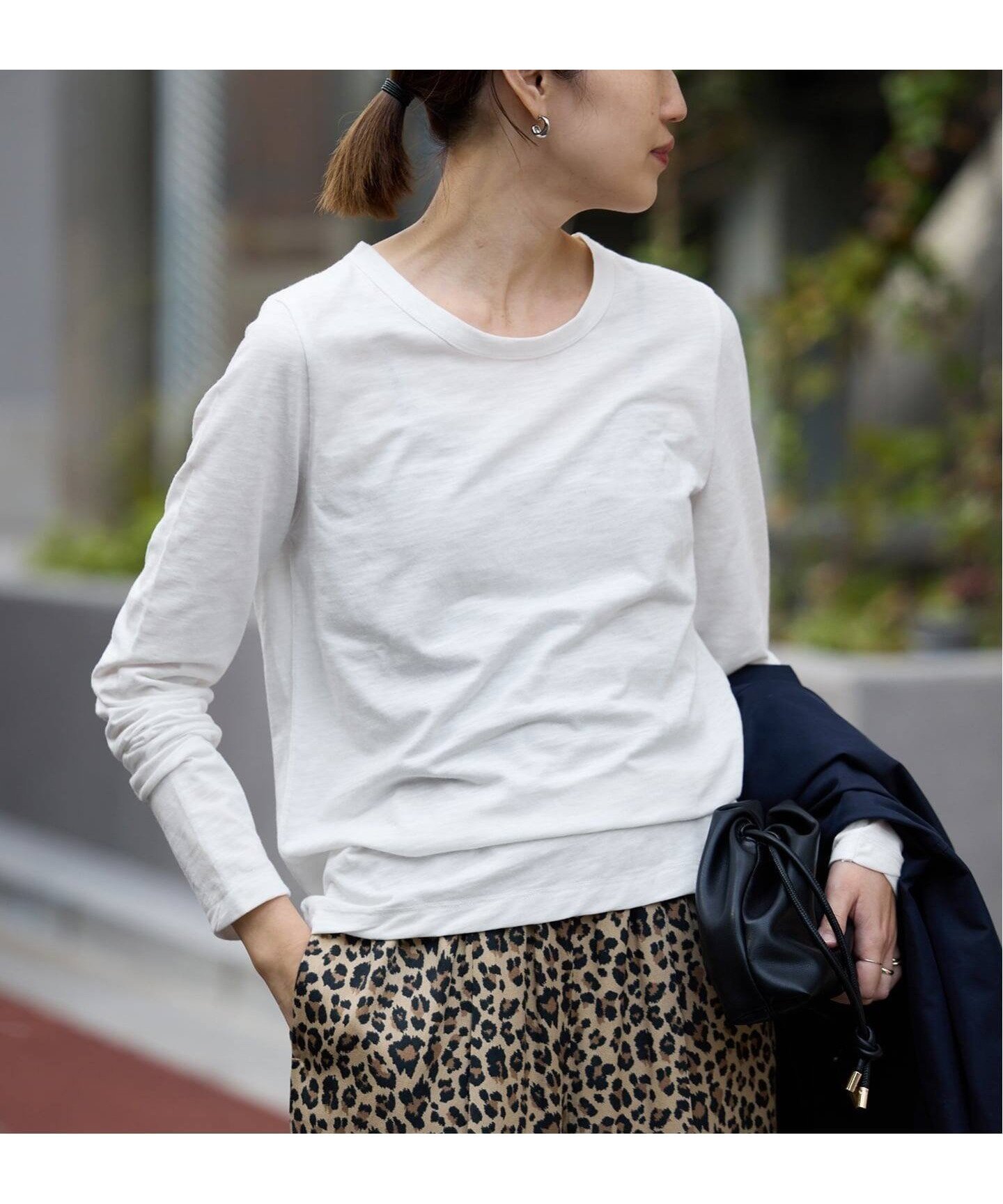 【スローブ イエナ/SLOBE IENA】のシアー天竺クルーネックロンTEE インテリア・キッズ・メンズ・レディースファッション・服の通販 founy(ファニー) 　ファッション　Fashion　レディースファッション　Fashion for Women　トップス・カットソー　Cut & Sew Tops　ロングTシャツ・Tシャツ　Longline T-Shirts & Tees　2026年　2026　インナー　Innerwear　コンパクト　Compact, Small Size　シアー　Sheer, See-Through　ホワイト|ID: prp329100004781094 ipo3291000000035181963