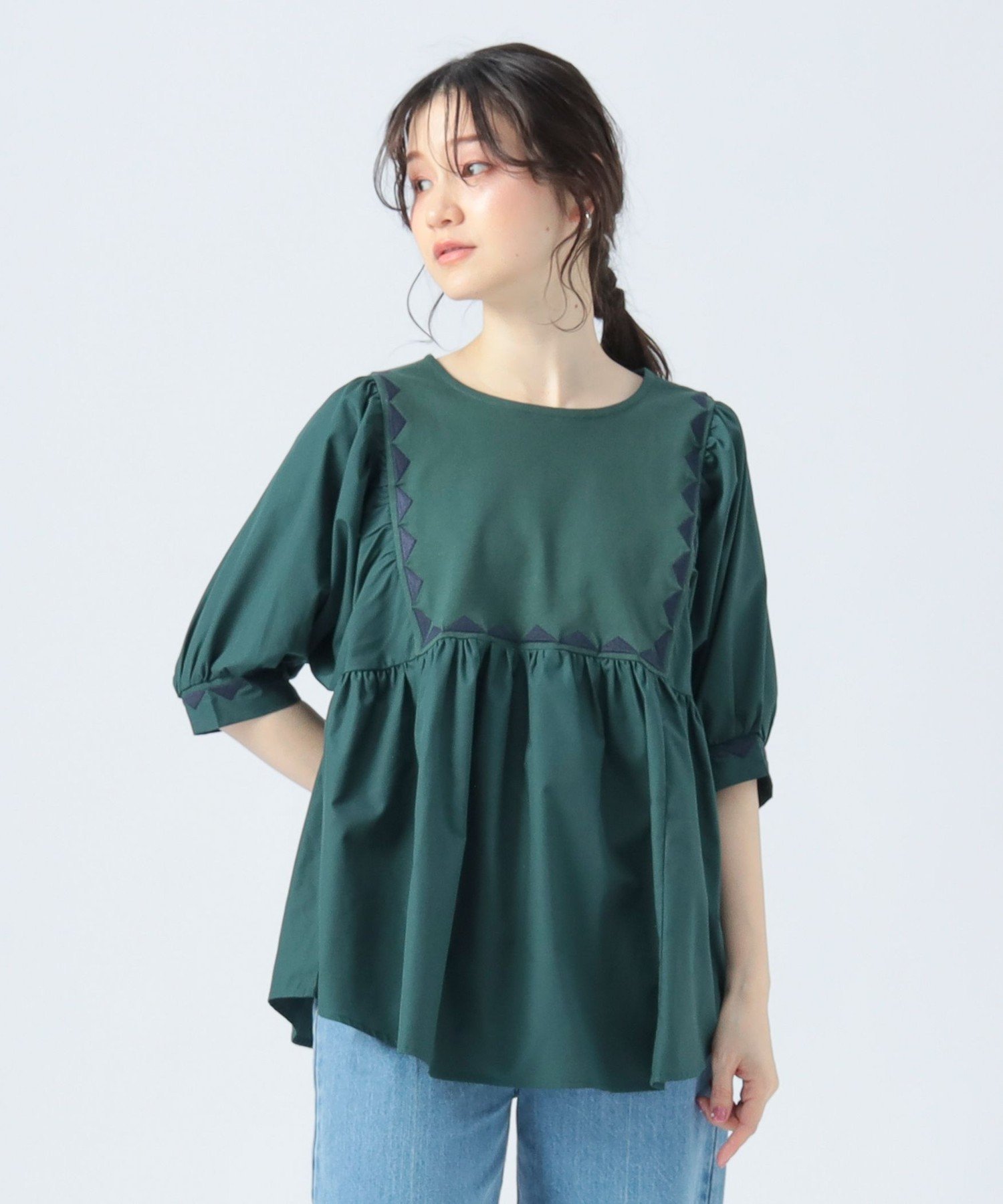 【ビームス ウイメン/BEAMS】のギザ刺繍 異素材 Tシャツ インテリア・キッズ・メンズ・レディースファッション・服の通販 founy(ファニー) ファッション Fashion レディースファッション Fashion for Women トップス・カットソー Cut & Sew Tops シャツ・ブラウス・オフィスカジュアル Elegant Blouses & Button-Ups ロングTシャツ・Tシャツ Longline T-Shirts & Tees おすすめ Recommended / Our Picks カットソー Cut and Sewn Top コンパクト Compact, Small Size スリーブ Sleeve, Long Sleeve / Short Sleeve ダウン Down, Puffer デニム Denim, Jeans Material バランス Balance, Style Balance ブロード Broadcloth, Fine Cotton ワイド Wide, Wide Fit 切替 Switching, Contrast Panel GREEN|ID: prp329100004781107 ipo3291000000034726214