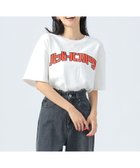 【ビームス ウイメン/BEAMS】の【EXCLUSIVE】ハッピーハンバーグ カレッジ Tシャツ OFF WHITE|ID: prp329100004781124 ipo3291000000034811874