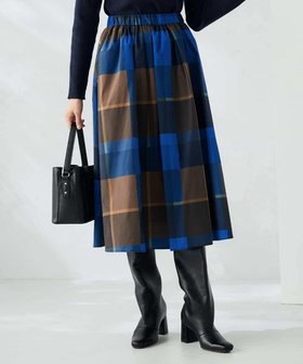 【アー ヴェー ヴェー/a.v.v】の【洗える】ビックチェックタフタスカート 人気、トレンドファッション・服の通販 founy(ファニー) ファッション Fashion レディースファッション Fashion for Women スカート Skirts 洗える Machine Washable シンプル Simple, Minimal スウェット / スエット Sweatshirt, Sweatwear タフタ Taffeta, Structured Fabric チェック Check, Plaid, Tartan トレンド Trend, Trending Now フレア Flare, Flared ミックス Mix, Mixed Style 再入荷 Restock / Back in Stock おすすめ Recommended / Our Picks エレガント 上品 Elegant |ID:prp329100004781145