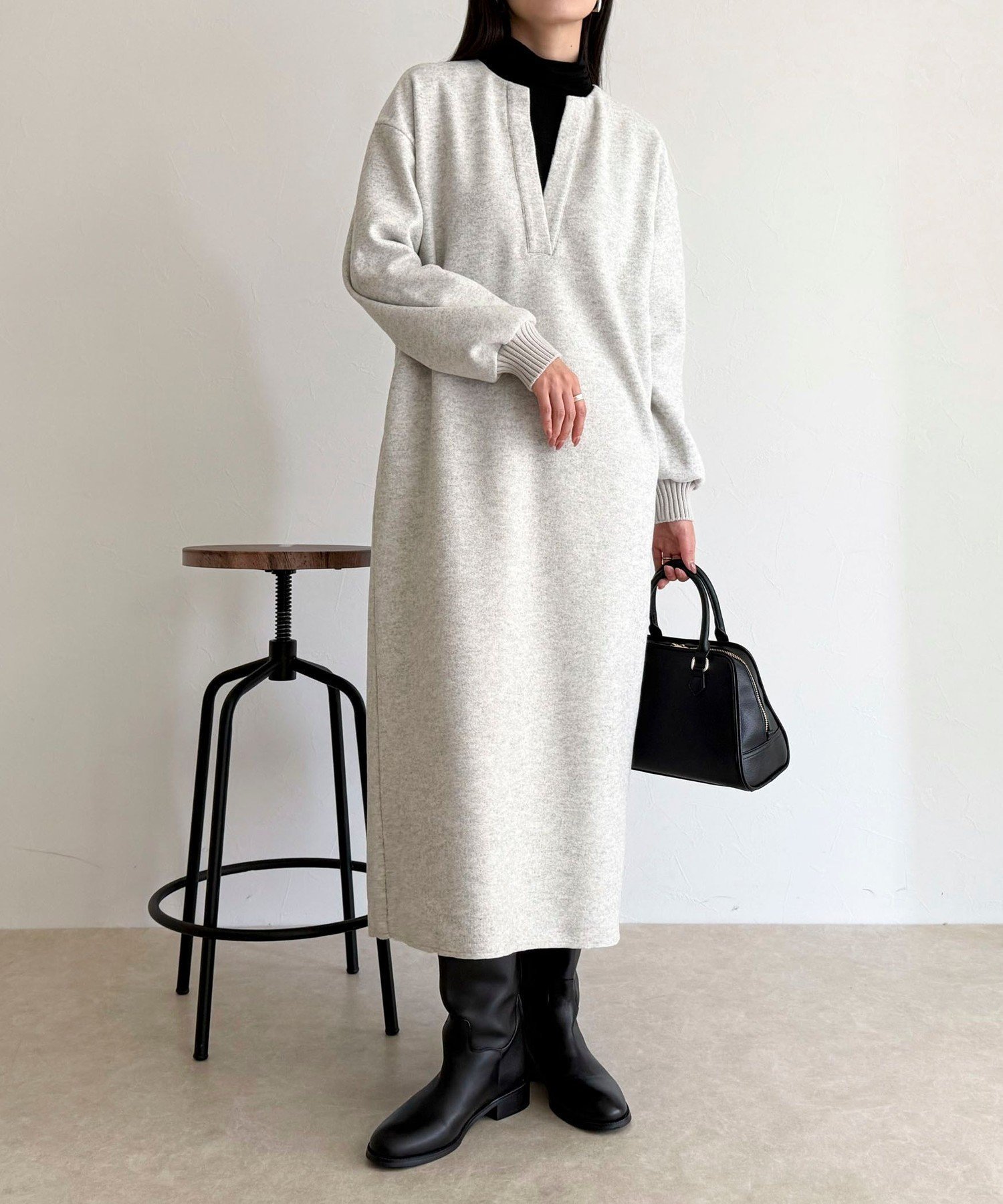 【フレディ&グロスター/FREDY&GLOSTER】のソフトニットメルトンワンピース 人気、トレンドファッション・服の通販 founy(ファニー) 　ファッション　Fashion　レディースファッション　Fashion for Women　ワンピース　Dresses　2025年　2025　2025-2026秋冬・A/W　Autumn/Winter 2025–26 AW25–26　おすすめ　Recommended / Our Picks　カットソー　Cut and Sewn Top　シンプル　Simple, Minimal　スキッパー　Skipper, Open Collar　タートルネック　Turtleneck, High Neck　メルトン　Melton, Heavy Wool　リラックス　Relax, Relaxed Fit　エレガント 上品　Elegant　冬　Winter / This Winter　 other-1|ID: prp329100004781240 ipo3291000000034688895