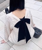 【イング/INGNI】のINGNI/5G Backベロアリボンケーブルチュニックニット 人気、トレンドファッション・服の通販 founy(ファニー) ファッション Fashion レディースファッション Fashion for Women トップス・カットソー Cut & Sew Tops ニット Knit Tops & Sweaters ベロアトップス Velour Tops / Velvet-Look Items ガーリー Girly, Feminine Style スマホ Smartphone, Mobile Device チュニック Tunic, Long Top デニム Denim, Jeans Material 定番 Standard, Basic Item フェミニン Feminine, Girly ベロア Velour, Soft Velvet ボトム Bottoms, Lower Wear リボン Ribbon, Bow ロング Long, Long-Length 冬 Winter / This Winter A/W・秋冬 Autumn/Winter thumbnail アイボリー/クロ|ID: prp329100004781284 ipo3291000000034689127