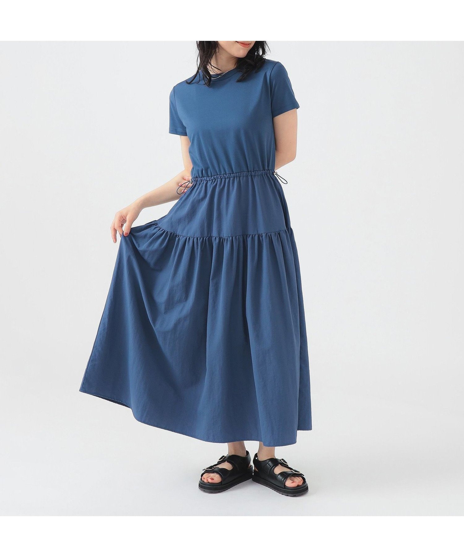 【ビームス ウイメン/BEAMS】のカット * 布帛 ワンピース(S~M) インテリア・キッズ・メンズ・レディースファッション・服の通販 founy(ファニー) 　ファッション　Fashion　レディースファッション　Fashion for Women　ワンピース　Dresses　ウェーブ　Wavy Pattern　カットソー　Cut and Sewn Top　シンプル　Simple, Minimal　ストレート　Straight, Straight Cut　ティアードスカート　Tiered Skirt, Flounced Skirt　ドッキング　Docking, Mixed Material　ドローコード　Drawcord, Drawstring Cord　フェミニン　Feminine, Girly　マキシ　Maxi, Full Length　リゾート　Resort, Vacation Style　再入荷　Restock / Back in Stock　おすすめ　Recommended / Our Picks　夏　Summer　エレガント 上品　Elegant　DARK BLUE|ID: prp329100004781378 ipo3291000000035170347