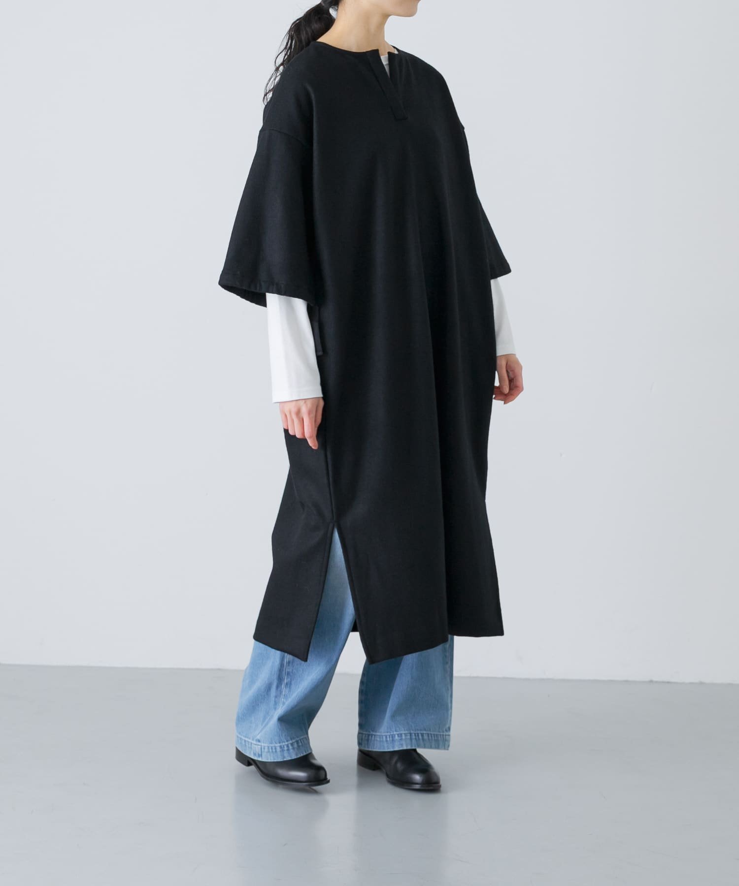 【かぐれ/kagure / URBAN RESEARCH】のウールオーバーワンピース インテリア・キッズ・メンズ・レディースファッション・服の通販 founy(ファニー) 　ファッション　Fashion　レディースファッション　Fashion for Women　ワンピース　Dresses　2025年　2025　2025-2026秋冬・A/W　Autumn/Winter 2025–26 AW25–26　冬　Winter / This Winter　カットソー　Cut and Sewn Top　スリット　Slit, Slit Detail　スリーブ　Sleeve, Long Sleeve / Short Sleeve　ドローコード　Drawcord, Drawstring Cord　ハーフ　Half, Half-Length　バランス　Balance, Style Balance　ポケット　Pocket, Pocket Detail　ロング　Long, Long-Length　A/W・秋冬　Autumn/Winter　長袖　Long Sleeve, Full Sleeve　ブラック|ID: prp329100004781409 ipo3291000000035038266