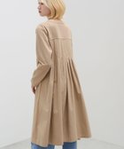 【ビームス ウイメン/BEAMS】の後ろタック 異素材ワンピース 人気、トレンドファッション・服の通販 founy(ファニー) ファッション Fashion レディースファッション Fashion for Women ワンピース Dresses おすすめ Recommended / Our Picks カットソー Cut and Sewn Top フロント Front, Front Design ブロード Broadcloth, Fine Cotton リラックス Relax, Relaxed Fit 春 Spring thumbnail LIGHT BEIGE|ID: prp329100004781437 ipo3291000000034871098