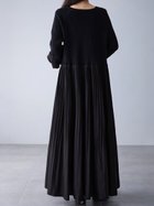 【ドゥーベル/Doux Belle】の異素材プリーツ切替ニットワンピース ワンピース レディース 人気、トレンドファッション・服の通販 founy(ファニー) ファッション Fashion レディースファッション Fashion for Women ワンピース Dresses ニットワンピース Knit Dresses スリット Slit, Slit Detail バルーン Balloon, Balloon Silhouette フィット Fit, Slim Fit フェミニン Feminine, Girly プリーツ Pleats, Pleated ロング Long, Long-Length 冬 Winter / This Winter 切替 Switching, Contrast Panel 秋 Autumn thumbnail ブラック|ID: prp329100004782105 ipo3291000000034924320