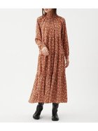 【ミラオーウェン/Mila Owen】のフラワープリントティアードワンピース 人気、トレンドファッション・服の通販 founy(ファニー) ファッション Fashion レディースファッション Fashion for Women ワンピース Dresses アクセサリー Fashion Accessories エレガント 上品 Elegant カフス Cuff Design キャミワンピース Cami Dress, Slip Dress ギャザー Gathered, Ruffled シャーリング Shirring, Ruched ジョーゼット Georgette, Semi-Sheer Fabric スマート Smart, Elegant ハイネック High Neck, Mock Neck バランス Balance, Style Balance フラワー Flower, Floral プリント Print, Printed Pattern 冬 Winter / This Winter thumbnail ORG[051]|ID: prp329100004782125 ipo3291000000034930313