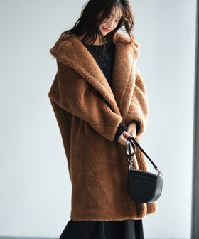 【セゾンドパピヨン/SAISON DE PAPILLON】のモコモコきれいめロングボアコート 人気、トレンドファッション・服の通販 founy(ファニー) ファッション Fashion レディースファッション Fashion for Women アウター Coat / Outerwear Collection コート・ロングコート・ピーコート Long Coats, Peacoats & More ショルダー Shoulder, Shoulder Strap スタイリッシュ Stylish, Fashionable スマホ Smartphone, Mobile Device ポケット Pocket, Pocket Detail モコモコ Fuzzy, Fluffy ラグジュアリー Luxury, Elegant リップ Lip, Lip Motif ルーズ Loose, Oversized |ID:prp329100004782135