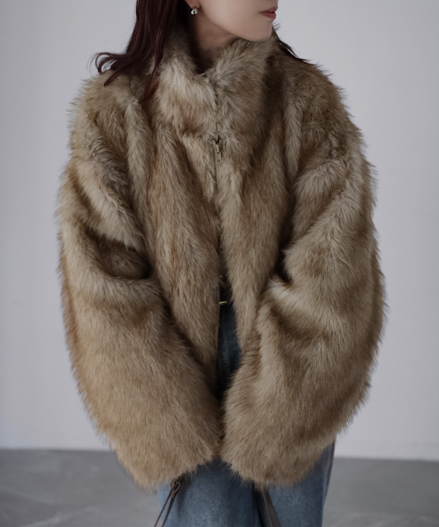 【リベリー/Riberry】のダブルジップフェイクファージャケット インテリア・キッズ・メンズ・レディースファッション・服の通販 founy(ファニー) ファッション Fashion レディースファッション Fashion for Women アウター Coat / Outerwear Collection レディースジャケット・軽アウター Jackets 軽量 Lightweight, Ultra Light ショート Short, Short Length スウェット / スエット Sweatshirt, Sweatwear スタンド Stand Collar, Upright Stand デニム Denim, Jeans Material トレンド Trend, Trending Now バランス Balance, Style Balance フェイクファー Faux Fur, Imitation Fur フロント Front, Front Design ブルゾン Blouson, Bomber Jacket ポケット Pocket, Pocket Detail 防寒 Cold Protection, Winter-Ready ミックス Mix, Mixed Style ミドル Middle Length, Mid Height リアル Real, Realistic リラックス Relax, Relaxed Fit 冬 Winter / This Winter エレガント 上品 Elegant ベージュ|ID: prp329100004782180 ipo3291000000034802368