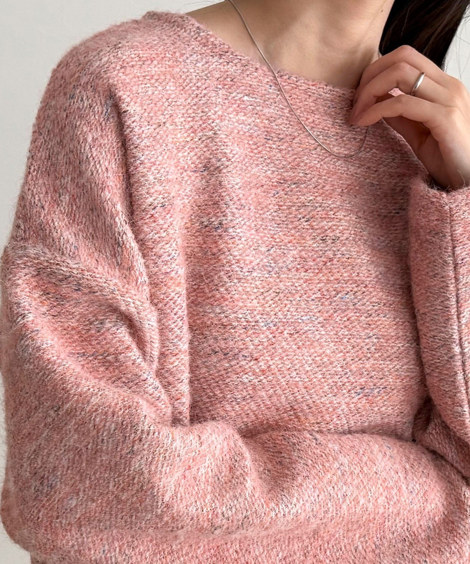 【フレディ&グロスター/FREDY&GLOSTER】のツィードニットソーコクーンプルオーバー インテリア・キッズ・メンズ・レディースファッション・服の通販 founy(ファニー) 　ファッション　Fashion　レディースファッション　Fashion for Women　トップス・カットソー　Cut & Sew Tops　ニット　Knit Tops & Sweaters　カジュアルプルオーバー・ニットトップス　Pullovers & Knit Tops / Casual Pullovers　2025年　2025　2025-2026秋冬・A/W　Autumn/Winter 2025–26 AW25–26　おすすめ　Recommended / Our Picks　ツイード　Twill, Twill Weave　プレート　Plate, Dish　ミックス　Mix, Mixed Style　ラウンド　Round, Round Neck　ピンク|ID: prp329100004782846 ipo3291000000034983524