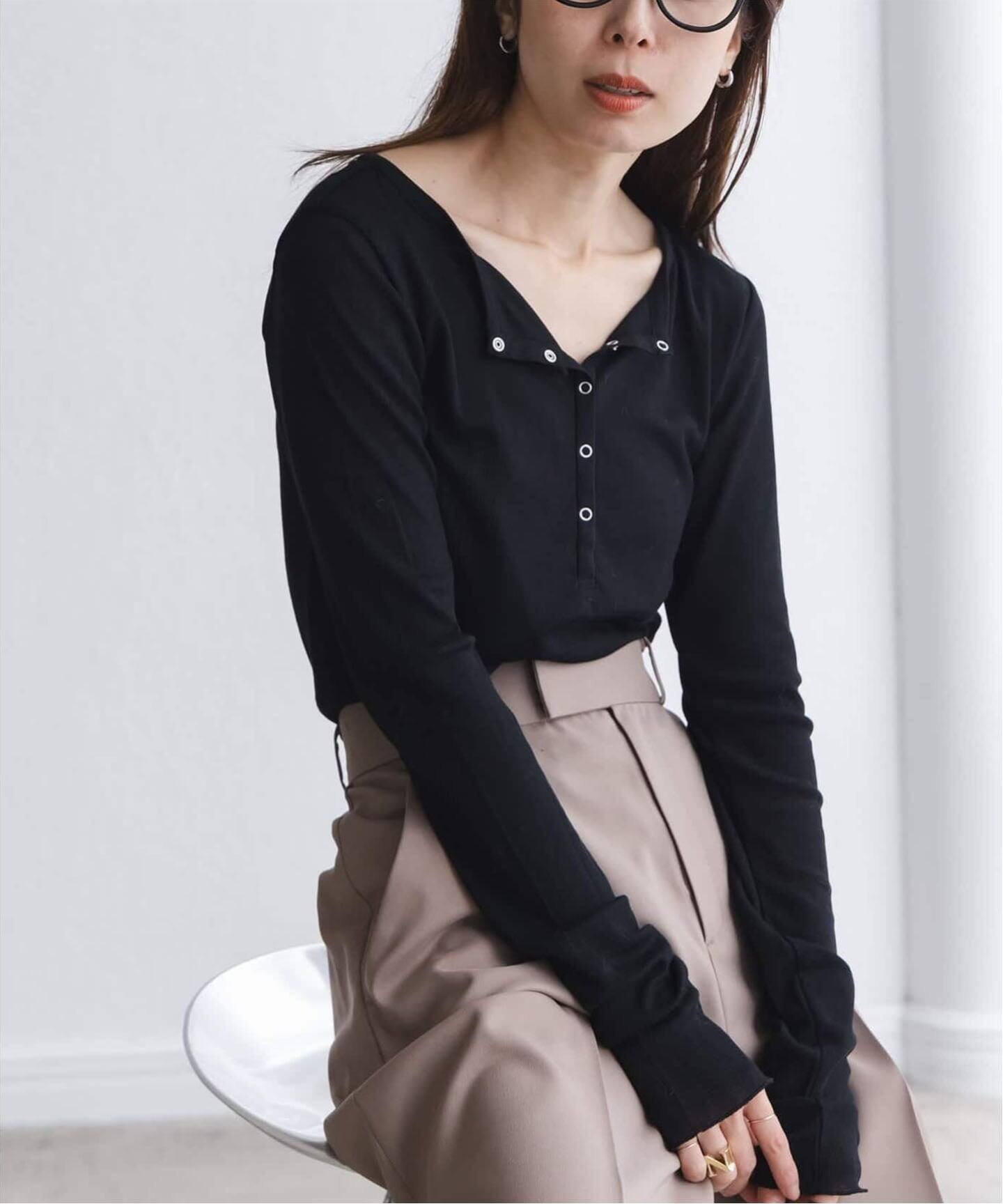 【ノーブル / スピック&スパン/NOBLE / Spick & Span】のシアーテレコヘンリーネックプルオーバー インテリア・キッズ・メンズ・レディースファッション・服の通販 founy(ファニー) 　ファッション　Fashion　レディースファッション　Fashion for Women　トップス・カットソー　Cut & Sew Tops　カジュアルプルオーバー・ニットトップス　Pullovers & Knit Tops / Casual Pullovers　カットソー　Cut and Sewn Top　シルバー　Silver, Metallic Silver　テレコ　Ribbed, Rib Stitch　トレンド　Trend, Trending Now　ブラック|ID: prp329100004782879 ipo3291000000035092388