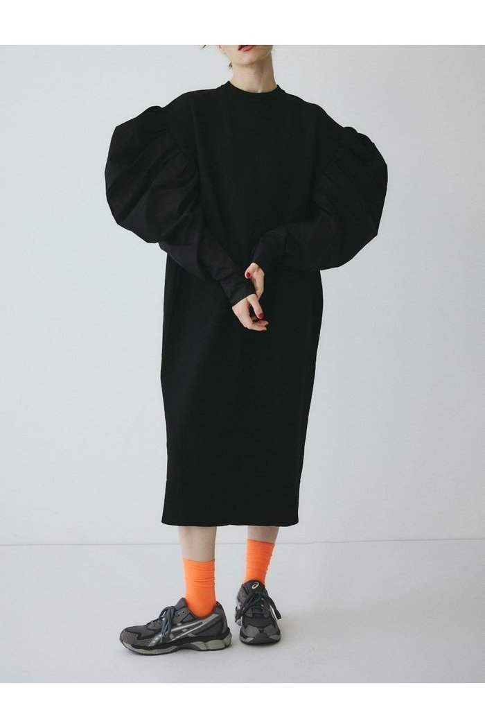 【ヘリンドットサイ/HeRIN.CYE】のVolume sleeve knit dress インテリア・キッズ・メンズ・レディースファッション・服の通販 founy(ファニー) https://founy.com/ ファッション Fashion レディースファッション Fashion for Women トップス・カットソー Cut & Sew Tops ニット Knit Tops & Sweaters ボリューム袖・フリルスリーブブラウス Voluminous & Ruffle Sleeves / Puffy Sleeve Tops ワンピース Dresses フォーマル・パーティードレス・結婚式用ドレス Elegant & Casual Dresses コンパクト Compact, Small Size スリーブ Sleeve, Long Sleeve / Short Sleeve ドッキング Docking, Mixed Material バランス Balance, Style Balance ミックス Mix, Mixed Style |ID: prp329100004783241 ipo3291000000034711422