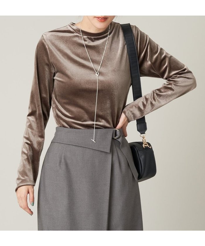 【アー ヴェー ヴェー/a.v.v】のロングスリーブベロアカットソー インテリア・キッズ・メンズ・レディースファッション・服の通販 founy(ファニー) https://founy.com/ ファッション Fashion レディースファッション Fashion for Women トップス・カットソー Cut & Sew Tops カットソー・ベーシックTシャツ Cut-and-Sewn Tops / Stretch Tees & Basics ベロアトップス Velour Tops / Velvet-Look Items インナー Innerwear カットソー Cut and Sewn Top キャミワンピース Cami Dress, Slip Dress コンパクト Compact, Small Size シンプル Simple, Minimal デニム Denim, Jeans Material トレンド Trend, Trending Now ビスチェ Bustier, Corset Top ベロア Velour, Soft Velvet エレガント 上品 Elegant 再入荷 Restock / Back in Stock A/W・秋冬 Autumn/Winter |ID: prp329100004783303 ipo3291000000034713237