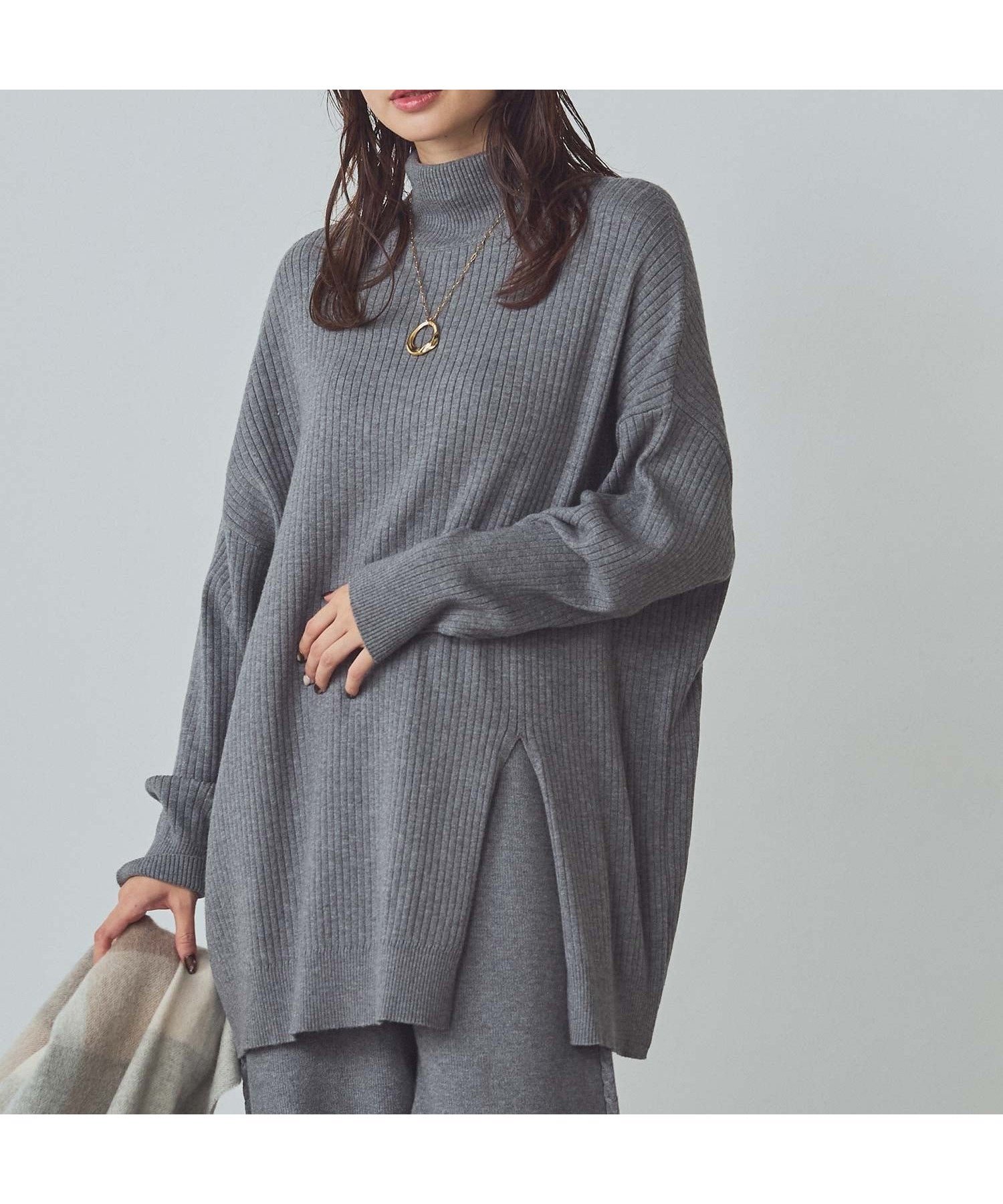 【グレディブリリアン/Gready Brilliant】のGready Brilliant/2_TTLアシメスリットCH インテリア・キッズ・メンズ・レディースファッション・服の通販 founy(ファニー) ファッション Fashion レディースファッション Fashion for Women おすすめ Recommended / Our Picks シンプル Simple, Minimal スリット Slit, Slit Detail タートル Turtleneck, Turtle Collar バランス Balance, Style Balance ボトム Bottoms, Lower Wear ワイド Wide, Wide Fit エレガント 上品 Elegant GRY|ID: prp329100004783375 ipo3291000000034843770