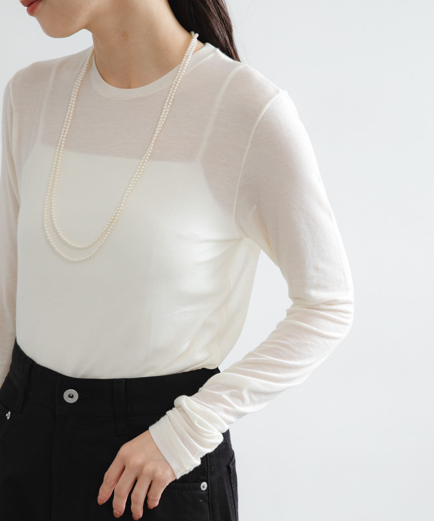 【アーバンリサーチ/URBAN RESEARCH】のカシミヤシルククルーネックカットソー インテリア・キッズ・メンズ・レディースファッション・服の通販 founy(ファニー) 　ファッション　Fashion　レディースファッション　Fashion for Women　トップス・カットソー　Cut & Sew Tops　カットソー・ベーシックTシャツ　Cut-and-Sewn Tops / Stretch Tees & Basics　2025年　2025　2025-2026秋冬・A/W　Autumn/Winter 2025–26 AW25–26　冬　Winter / This Winter　なめらか　Smooth, Silky Texture　カットソー　Cut and Sewn Top　シルク　Silk, 100% Silk　スウェット / スエット　Sweatshirt, Sweatwear　ストレッチ　Stretch, Stretchy Fabric　ボーダー　Border, Stripe　無地　Plain, Solid Color　A/W・秋冬　Autumn/Winter　オフホワイト|ID: prp329100004783610 ipo3291000000034931833