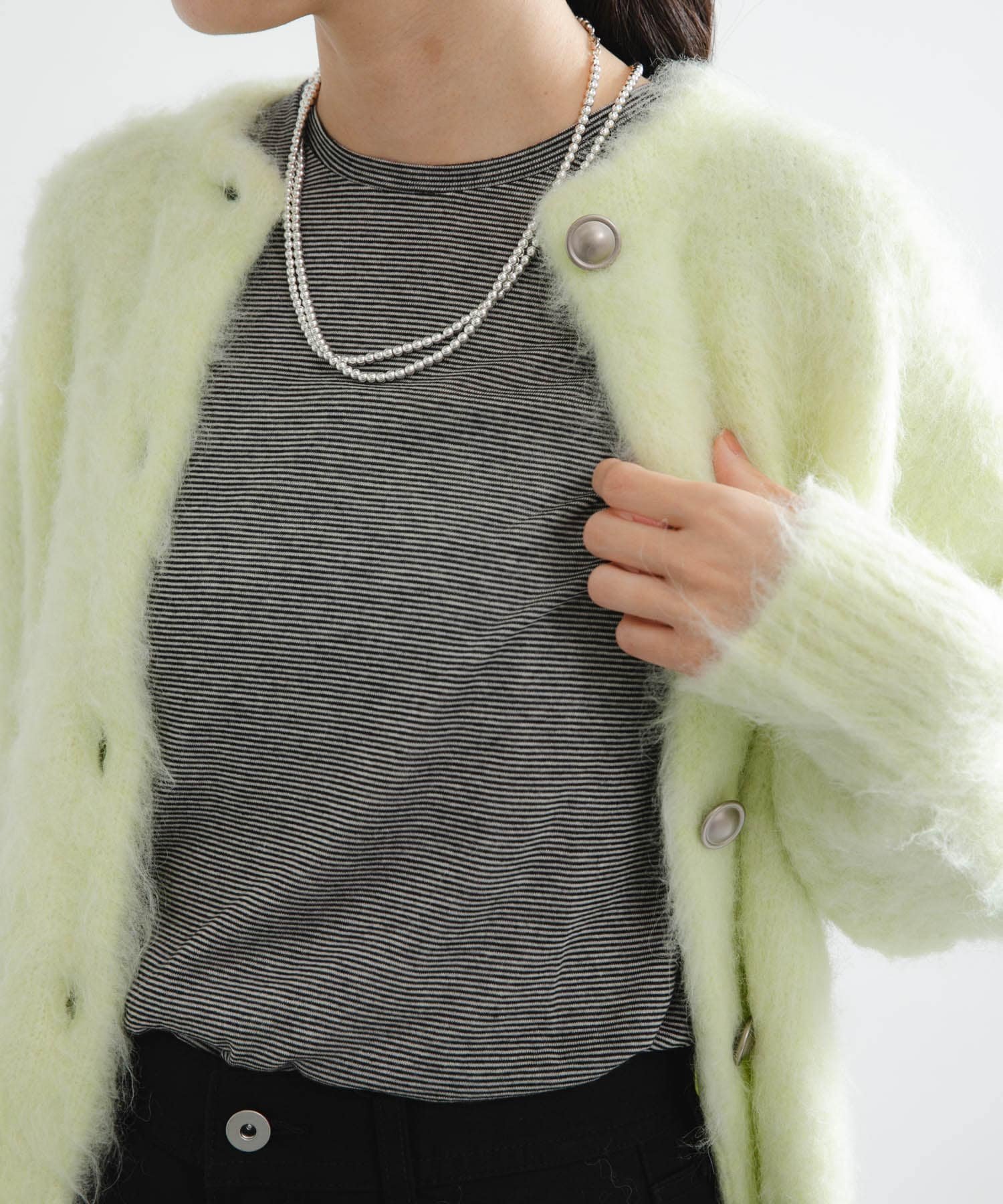 【アーバンリサーチ/URBAN RESEARCH】のカシミヤシルククルーネックカットソー インテリア・キッズ・メンズ・レディースファッション・服の通販 founy(ファニー) 　ファッション　Fashion　レディースファッション　Fashion for Women　トップス・カットソー　Cut & Sew Tops　カットソー・ベーシックTシャツ　Cut-and-Sewn Tops / Stretch Tees & Basics　2025年　2025　2025-2026秋冬・A/W　Autumn/Winter 2025–26 AW25–26　冬　Winter / This Winter　なめらか　Smooth, Silky Texture　カットソー　Cut and Sewn Top　シルク　Silk, 100% Silk　スウェット / スエット　Sweatshirt, Sweatwear　ストレッチ　Stretch, Stretchy Fabric　ボーダー　Border, Stripe　無地　Plain, Solid Color　A/W・秋冬　Autumn/Winter　ブラック系その他|ID: prp329100004783610 ipo3291000000034931836