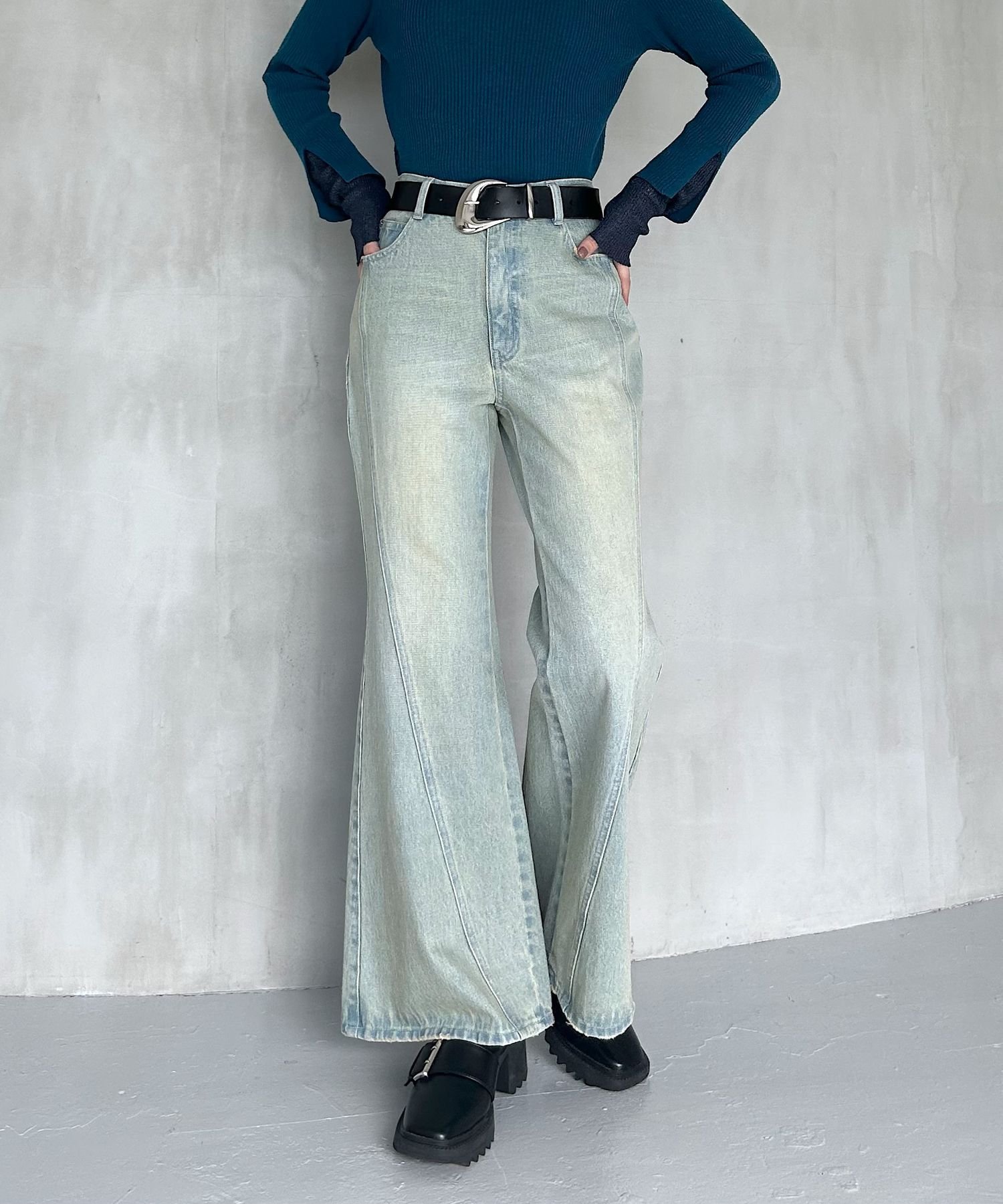 【ページボーイ/PAGEBOY】の【XS~Lサイズ展開】スリムレッグフレアデニム インテリア・キッズ・メンズ・レディースファッション・服の通販 founy(ファニー) ファッション Fashion レディースファッション Fashion for Women センター Center, Center Line デニム Denim, Jeans Material トレンド Trend, Trending Now フレア Flare, Flared ポケット Pocket, Pocket Detail ベージュブルー83|ID: prp329100004783643 ipo3291000000034790474