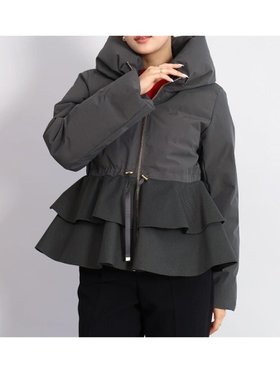 【ヴァン/Vin】のフリルペプラムダウンコート 人気、トレンドファッション・服の通販 founy(ファニー) ファッション Fashion レディースファッション Fashion for Women アウター Coat / Outerwear Collection コート・ロングコート・ピーコート Long Coats, Peacoats & More ダウンジャケット・軽量ダウン Warm & Lightweight Down Jackets エレガント 上品 Elegant ジャケット Jacket, Outerwear スタンド Stand Collar, Upright Stand ダウン Down, Puffer フェザー Feather, Feather Detail フェミニン Feminine, Girly フリル Frill, Ruffle ポケット Pocket, Pocket Detail リボン Ribbon, Bow |ID:prp329100004783680