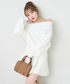 【ナイスクラップ/NICE CLAUP】のオフショルニットセットアップ 人気、トレンドファッション・服の通販 founy(ファニー) ファッション Fashion レディースファッション Fashion for Women トップス・カットソー Cut & Sew Tops ニット Knit Tops & Sweaters 2025年 2025 2025-2026秋冬・A/W Autumn/Winter 2025–26 AW25–26 冬 Winter / This Winter コンパクト Compact, Small Size バランス Balance, Style Balance フェミニン Feminine, Girly フレア Flare, Flared ミニスカート Mini Skirt, Short Skirt ワンポイント One Point, Statement Accent thumbnail アイボリー|ID: prp329100004783709 ipo3291000000035190644