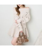 【ナイスクラップ/NICE CLAUP】のオフショルニットセットアップ 人気、トレンドファッション・服の通販 founy(ファニー) ファッション Fashion レディースファッション Fashion for Women トップス・カットソー Cut & Sew Tops ニット Knit Tops & Sweaters 2025年 2025 2025-2026秋冬・A/W Autumn/Winter 2025–26 AW25–26 冬 Winter / This Winter コンパクト Compact, Small Size バランス Balance, Style Balance フェミニン Feminine, Girly フレア Flare, Flared ミニスカート Mini Skirt, Short Skirt ワンポイント One Point, Statement Accent thumbnail ベージュ|ID: prp329100004783709 ipo3291000000035190646