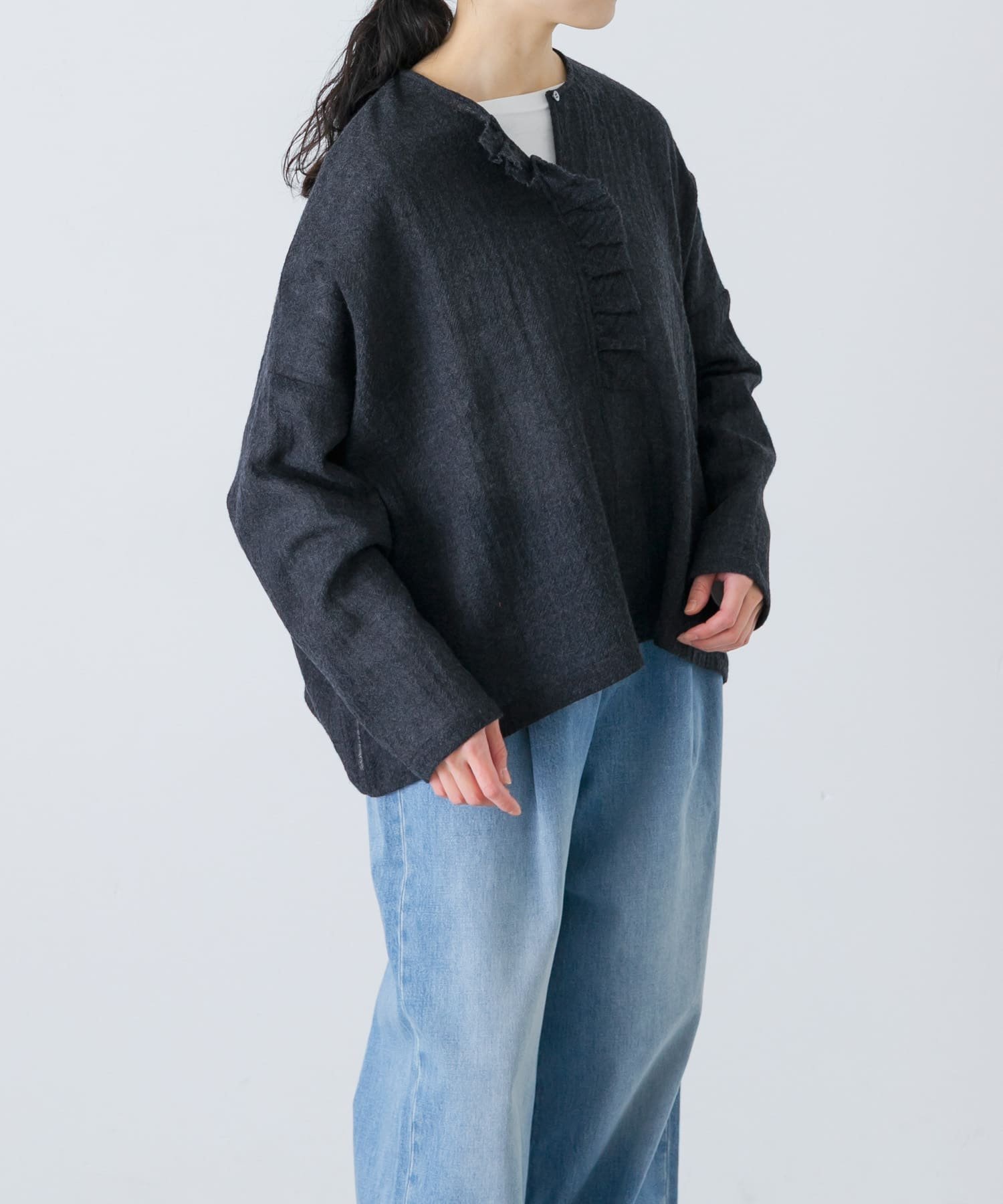 【かぐれ/kagure / URBAN RESEARCH】のウールワイドフリルプルオーバー 人気、トレンドファッション・服の通販 founy(ファニー) 　ファッション　Fashion　レディースファッション　Fashion for Women　トップス・カットソー　Cut & Sew Tops　カジュアルプルオーバー・ニットトップス　Pullovers & Knit Tops / Casual Pullovers　2025年　2025　2025-2026秋冬・A/W　Autumn/Winter 2025–26 AW25–26　冬　Winter / This Winter　おすすめ　Recommended / Our Picks　コンパクト　Compact, Small Size　ジャケット　Jacket, Outerwear　パターン　Pattern, Design Print　フリル　Frill, Ruffle　ワイド　Wide, Wide Fit　ワッシャー　Washer, Crinkled Finish　A/W・秋冬　Autumn/Winter　 other-1|ID: prp329100004783757 ipo3291000000035180051