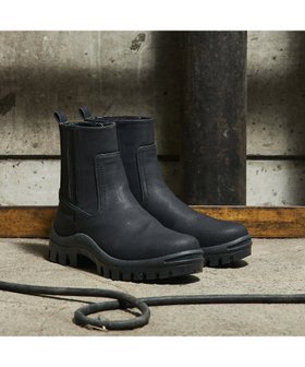 【オゥ バニスター/Au BANNISTER】の【LAROUTE】厚底 ショートサイドゴアブーツ 人気、トレンドファッション・服の通販 founy(ファニー) ファッション Fashion レディースファッション Fashion for Women 厚底 Platform Shoes シューズ Shoes, Footwear ショート Short, Short Length ジップ Zip, Zipper スニーカー Sneakers, Trainers トレンド Trend, Trending Now 定番 Standard, Basic Item 人気 Popular, Best Seller バランス Balance, Style Balance フェイクレザー Faux Leather, PU Leather ラバー Rubber, Rubber Sole A/W・秋冬 Autumn/Winter |ID:prp329100004783776