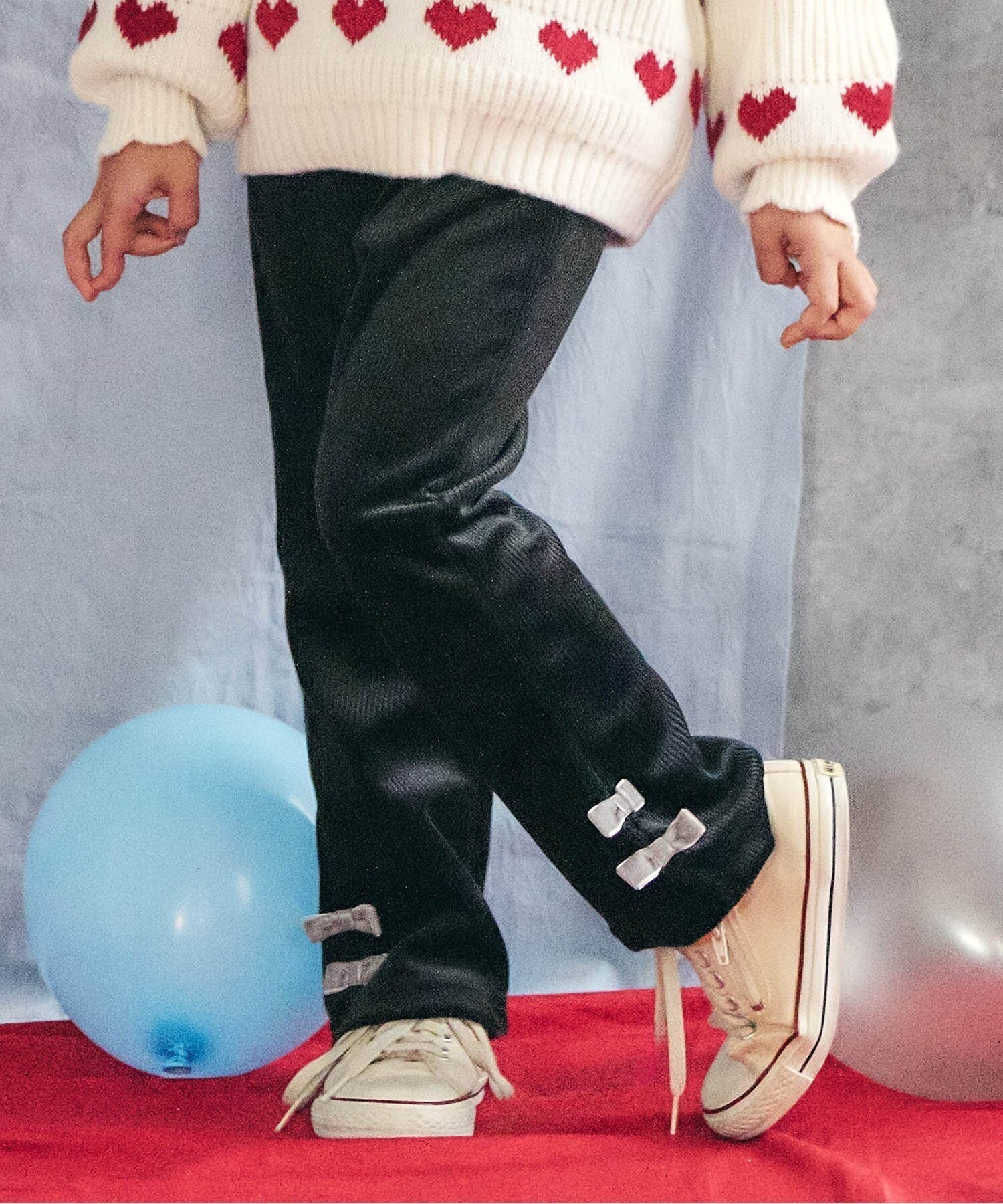 【エフオー オンラインストア/F.O.Online Store / KIDS】のリボンニットコールきゅんパンツ 10分丈 インテリア・キッズ・メンズ・レディースファッション・服の通販 founy(ファニー) ファッション Fashion キッズファッション Fashion for Kids ボトムス Bottoms コーデュロイ Corduroy, Cord Fabric スウェット / スエット Sweatshirt, Sweatwear ストレート Straight, Straight Cut スリム Slim, Slim Fit 人気 Popular, Best Seller フレア Flare, Flared ポケット Pocket, Pocket Detail リボン Ribbon, Bow ワンポイント One Point, Statement Accent おすすめ Recommended / Our Picks ブラック|ID: prp329100004783906 ipo3291000000034721514