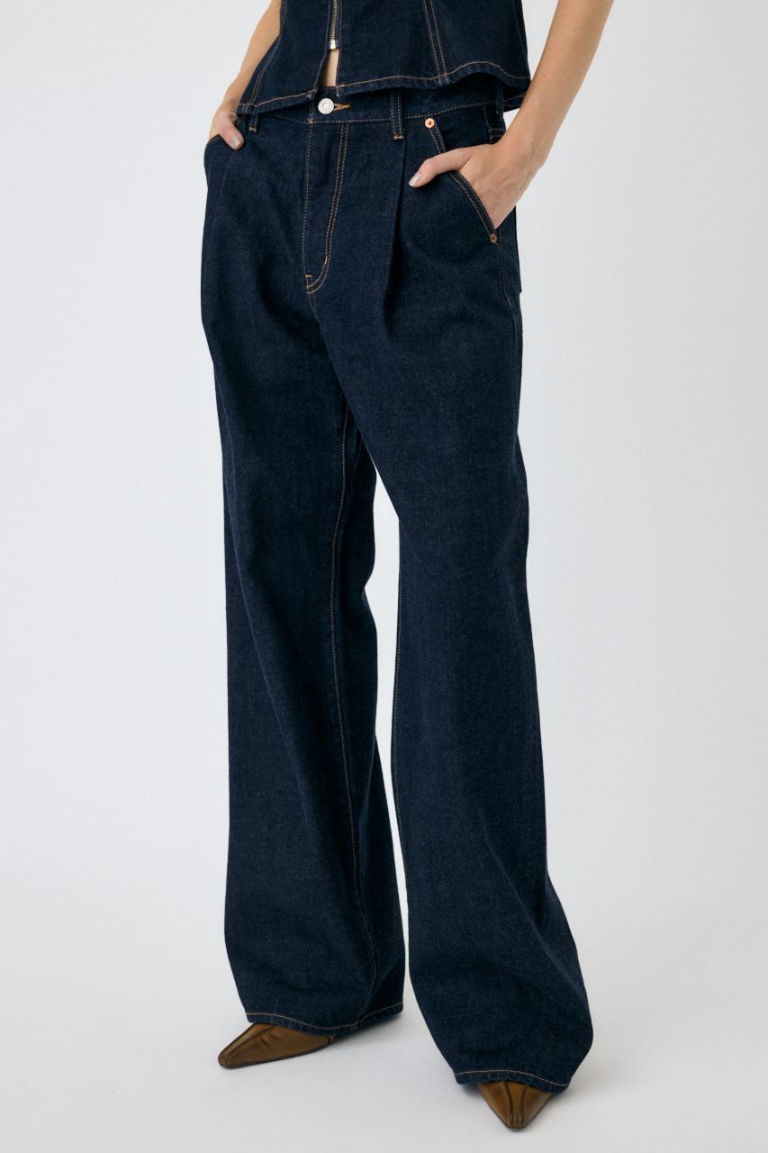 【マウジー/moussy】のTUCK WIDE ストレートデニム インテリア・キッズ・メンズ・レディースファッション・服の通販 founy(ファニー) 　ファッション　Fashion　レディースファッション　Fashion for Women　クラシカル　Classical, Vintage-Inspired　クラッシュ　Distressed, Crashed Style　ストレート　Straight, Straight Cut　ダメージ　Distressed, Destroyed　デニム　Denim, Jeans Material　定番　Standard, Basic Item　パッチ　Patch, Appliqué　ポケット　Pocket, Pocket Detail　ワイド　Wide, Wide Fit　One Wash1|ID: prp329100004784240 ipo3291000000034726393