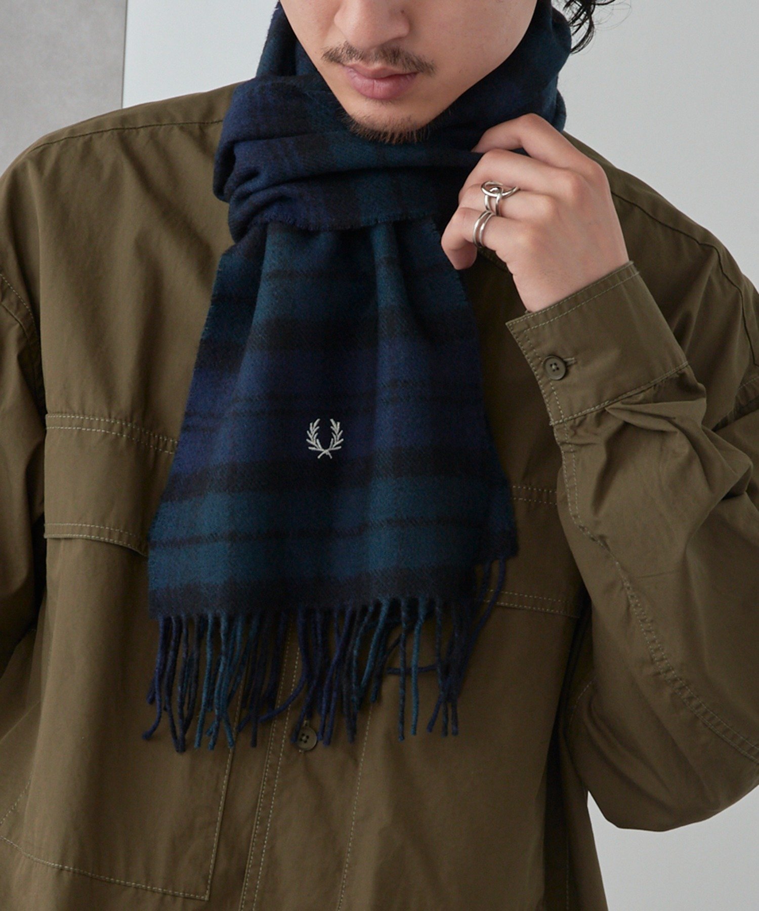 【カセットチャート/Cassette Chart】のFRED PERRY/LAMBSWOOL TARTAN SCARF C8137 インテリア・キッズ・メンズ・レディースファッション・服の通販 founy(ファニー) ファッション Fashion レディースファッション Fashion for Women 厚底 Platform Shoes カーゴパンツ Cargo Pants, Utility Pants キャップ Cap, Baseball Cap キルティング Quilted, Quilting クラシカル Classical, Vintage-Inspired クラシック Classic, Timeless Style シンプル Simple, Minimal ジャケット Jacket, Outerwear スウェット / スエット Sweatshirt, Sweatwear スカーフ Scarf, Neckwear スニーカー Sneakers, Trainers セットアップ Set-Up, Coordinated Outfit タートルネック Turtleneck, High Neck ダウン Down, Puffer デニム Denim, Jeans Material トレンド Trend, Trending Now トレーナー Sweatshirt, Trainer 定番 Standard, Basic Item 人気 Popular, Best Seller ハーフ Half, Half-Length フリンジ Fringe, Tassel ポロシャツ Polo Shirt, Collared Tee モッズコート Mods Coat, Military Parka ロング Long, Long-Length A/W・秋冬 Autumn/Winter 再入荷 Restock / Back in Stock エレガント 上品 Elegant BLK2|ID: prp329100004784395 ipo3291000000034914397