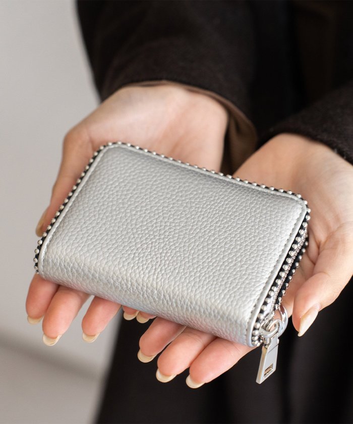 【ヴィータフェリーチェ/VitaFelice】のボールスタッズカード コインケース レディース スキミング防止 カードケース ニ財布 インテリア・キッズ・メンズ・レディースファッション・服の通販 founy(ファニー) https://founy.com/ ファッション Fashion レディースファッション Fashion for Women ミニ財布・二つ折り財布 Wallets & Card Cases カードケース/名刺入れ Card Holders & Business Cases 旅行 Travel 財布 Wallet, Purse |ID: prp329100004784398 ipo3291000000034900189