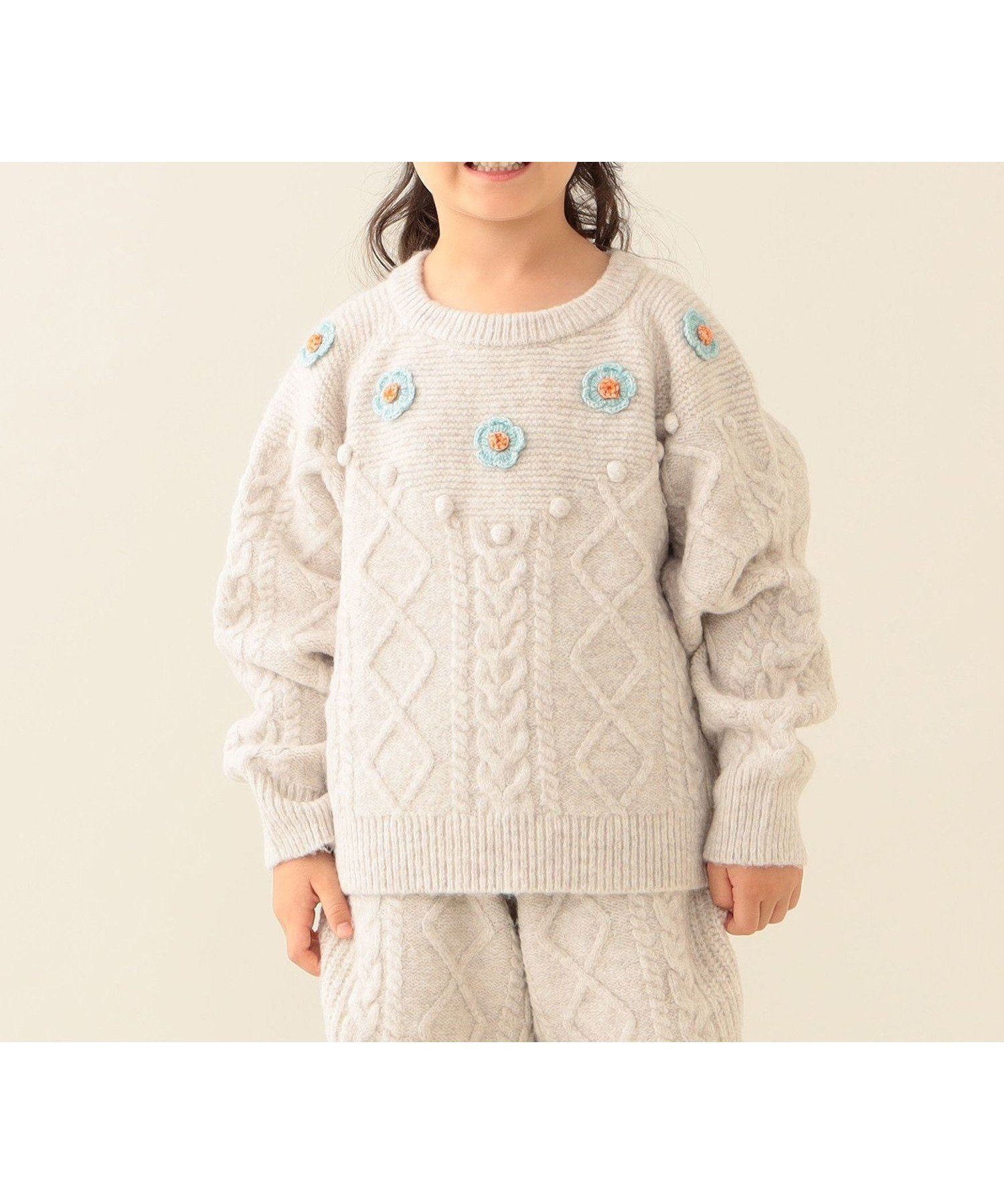 【ビームス ミニ/BEAMS mini / KIDS】の【12/4新規値下げ】フラワー ケーブルニット プルオーバー 25AW(90~140cm) インテリア・キッズ・メンズ・レディースファッション・服の通販 founy(ファニー) 　ファッション　Fashion　キッズファッション　Fashion for Kids　トップス・カットソー　Cut & Sew Tops　セーター　Sweater, Knitwear　トレンド　Trend, Trending Now　フラワー　Flower, Floral　ベーシック　Basic, Essential　モチーフ　Motif, Design Theme　おすすめ　Recommended / Our Picks　エレガント 上品　Elegant　2025年　2025　2025-2026秋冬・A/W　Autumn/Winter 2025–26 AW25–26　IVORY|ID: prp329100004784482 ipo3291000000034878757
